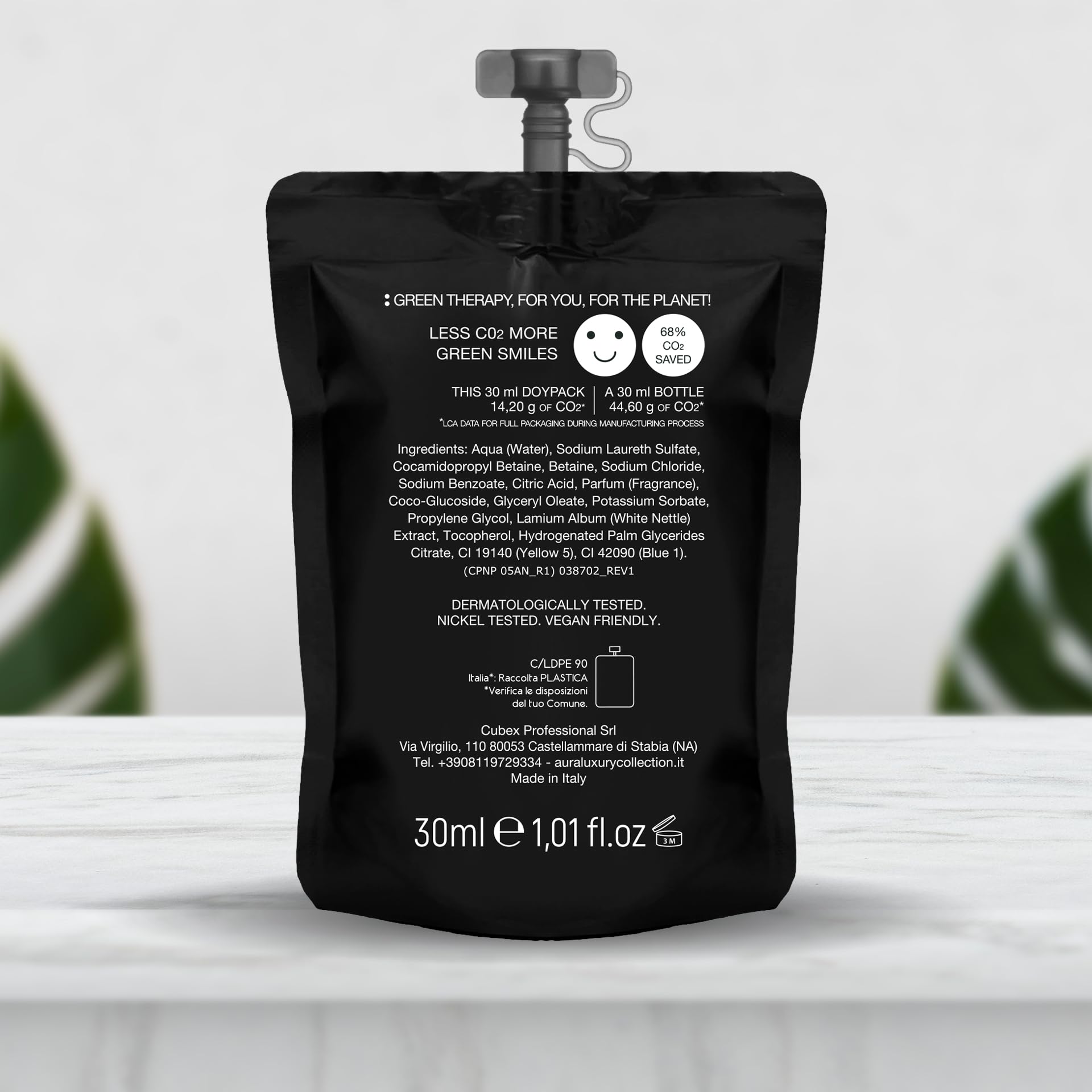 Aura Luxury Collection Black Edition Zestaw 100 saszetek ze stojakiem na prysznic 30 ml z korkiem z organicznymi ekstraktami z białej pokrzywy - zestaw kosmetyków do kąpieli hotelowej i B & B
