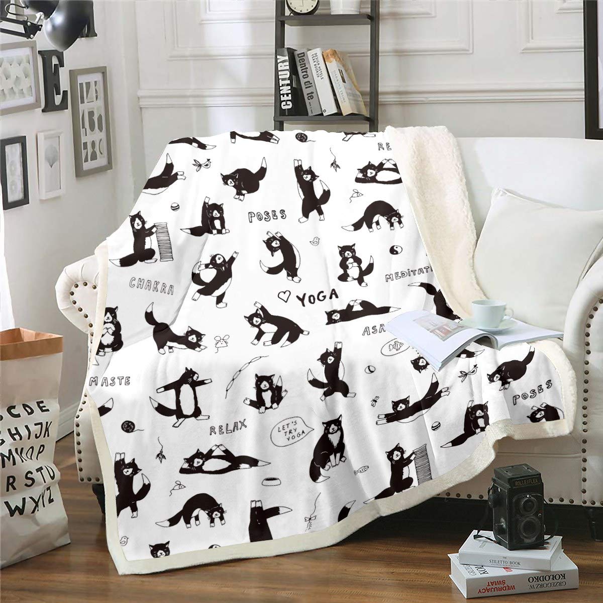 Loussiesd Multicolored 13244 Cute Cat Sherpa Blanket Lovely Kitten Print Throw Blanket Pet Cats Pattern Fleece Blanket For Couch Bed Sofa Room Decor Lightweight Black White Animal Theme Fuzzy Blanket Baby 30"X40"