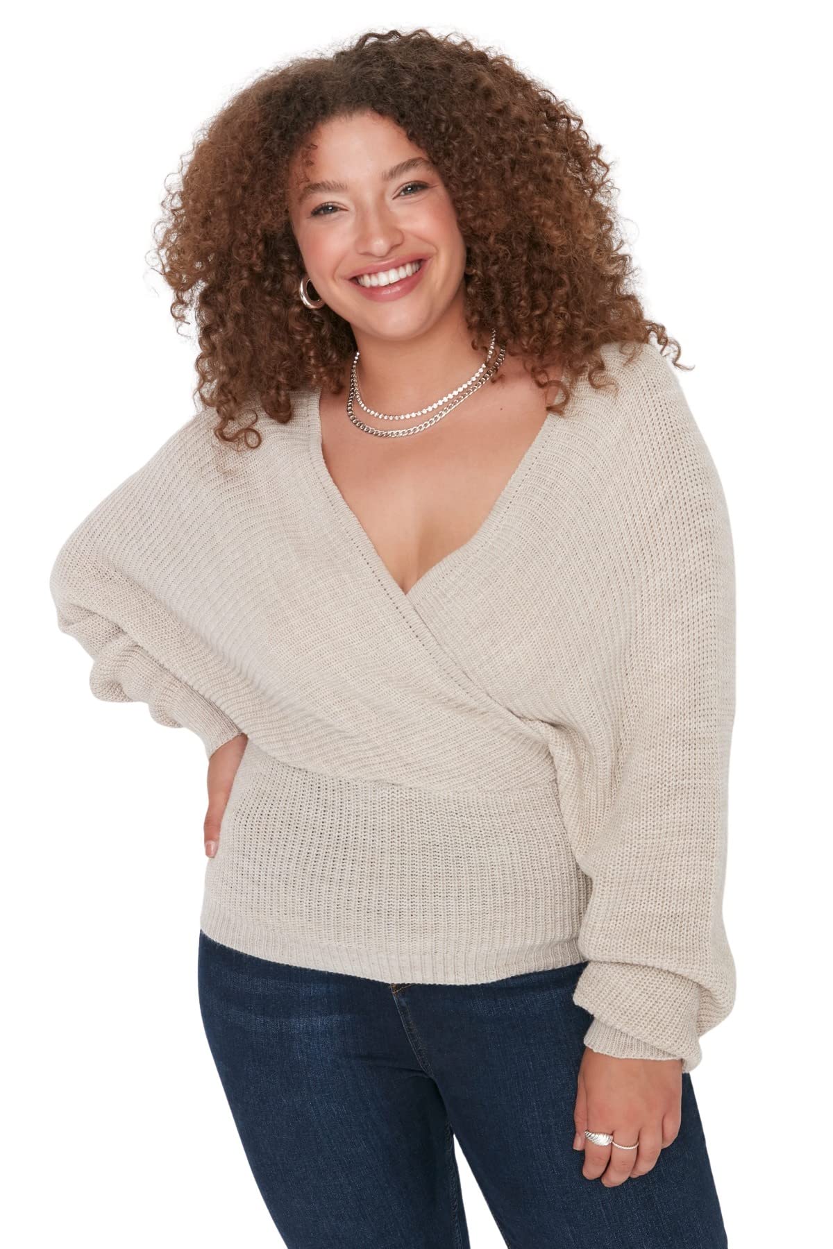 TrendyolWomen Plus Size Relaxed Double-Breasted Cache-Coeur Knitwear Plus Size Jumper