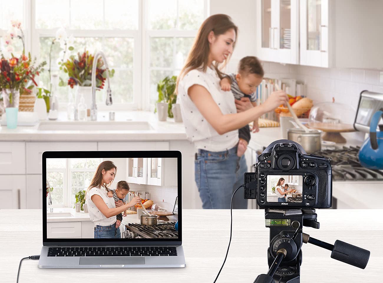 auvisio HDMI Videorecorder: HDMI-Video-Rekorder & Streaming-Box, 4K / UHD, USB 3.0, 30 Bilder/Sek. (Recorder, DVR, PS5)