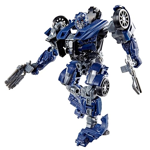 Studio Series The Last Knight Barricade Deluxe Class 4.5-Inch Converting