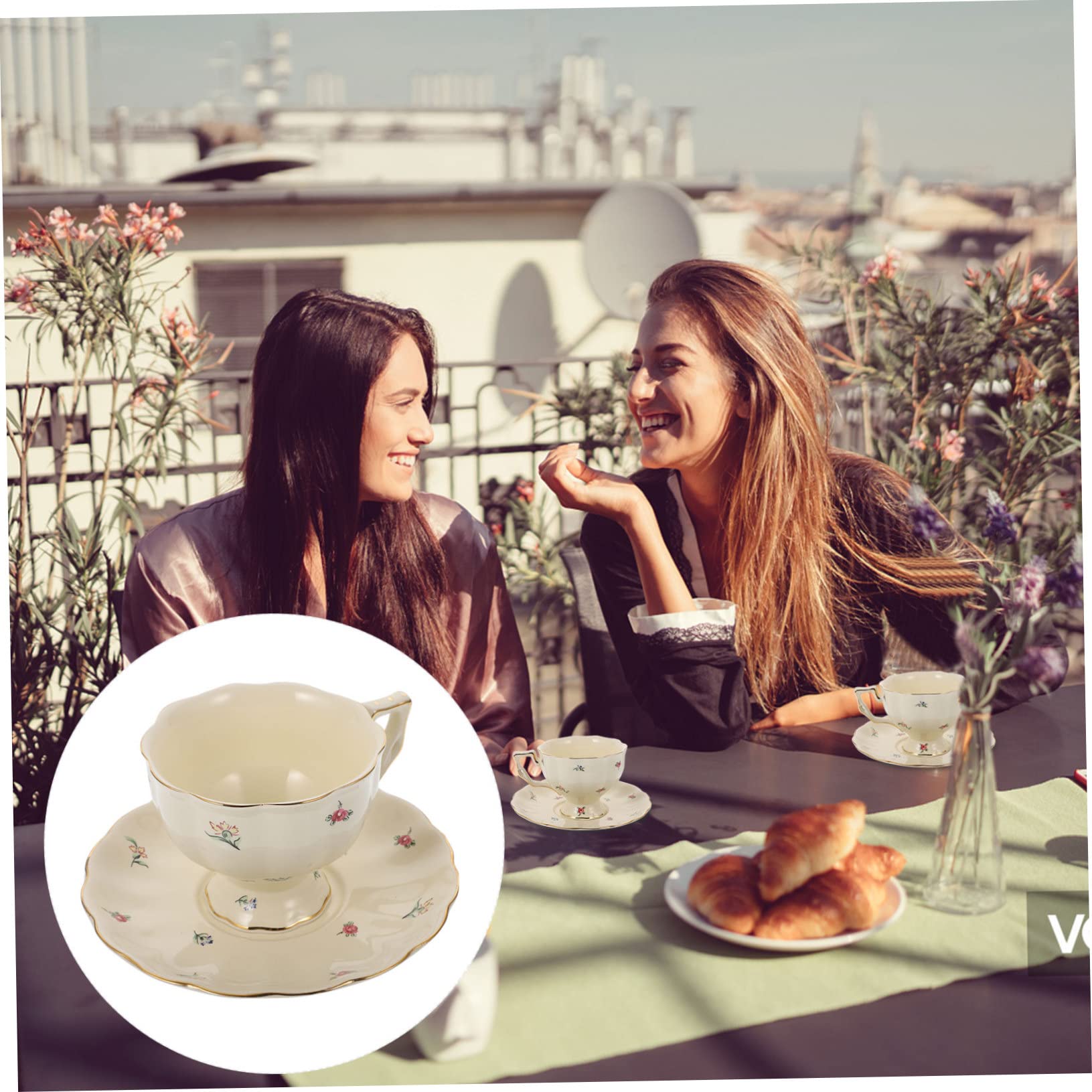 VICASKY Keramik Kaffeebecher Satz im Europäischen Stil mit Untertassen Retro Design aus Keramik für Kaffee und Milch Zuhause oder Büro Zufällige Farbe