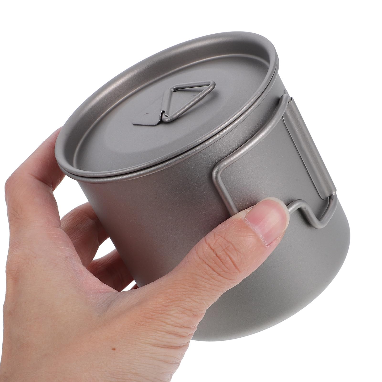 Tasse Pliable de Camping en Titane avec Poignée Rabattable et Couvercle, Légère et Polyvalente pour Pique-niques en Plein Air ou Bureau, avec Paquet de Rangement