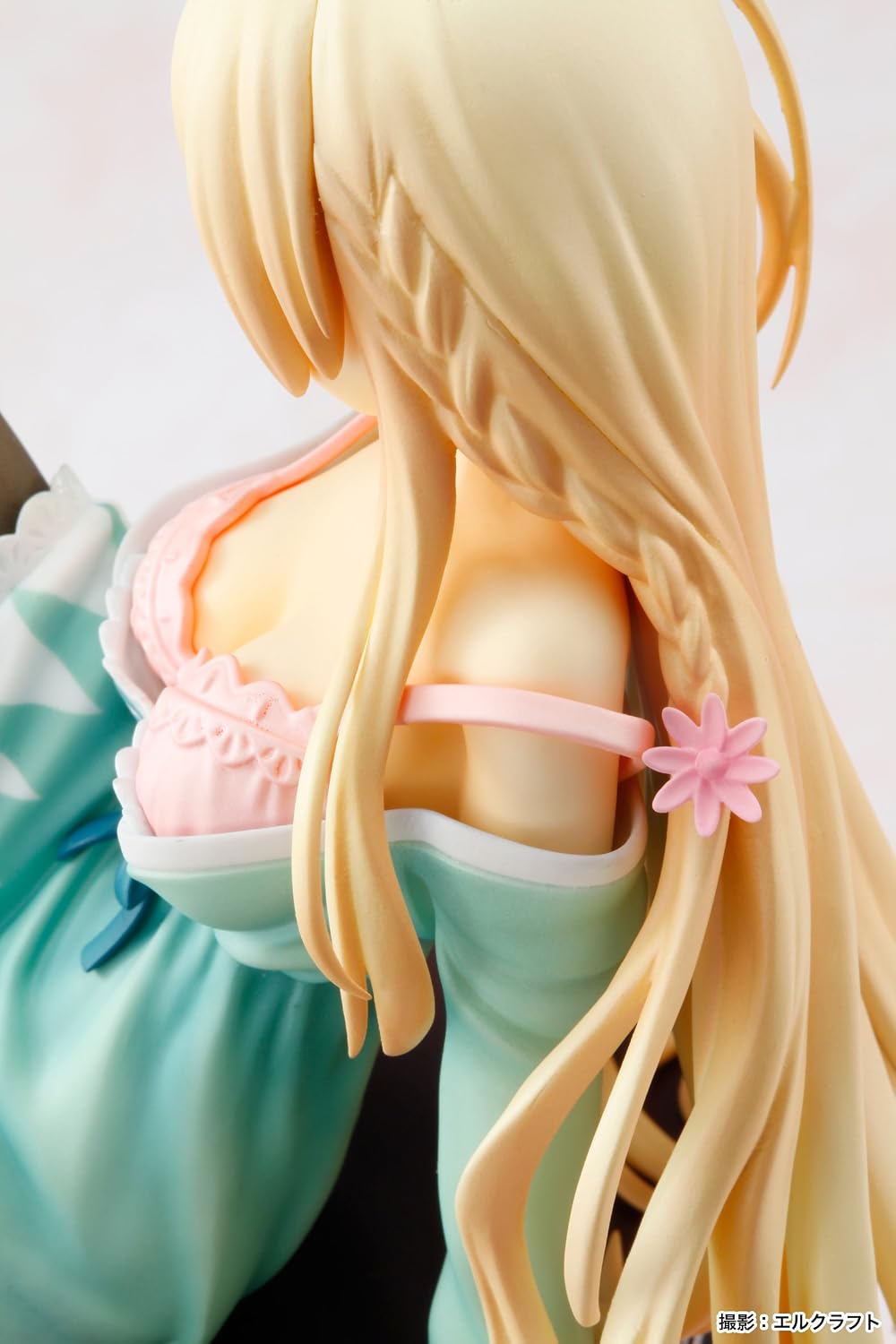Broccoli Amairo Islenauts: Shirley Warwick PVC Figure (1:8 Scale)