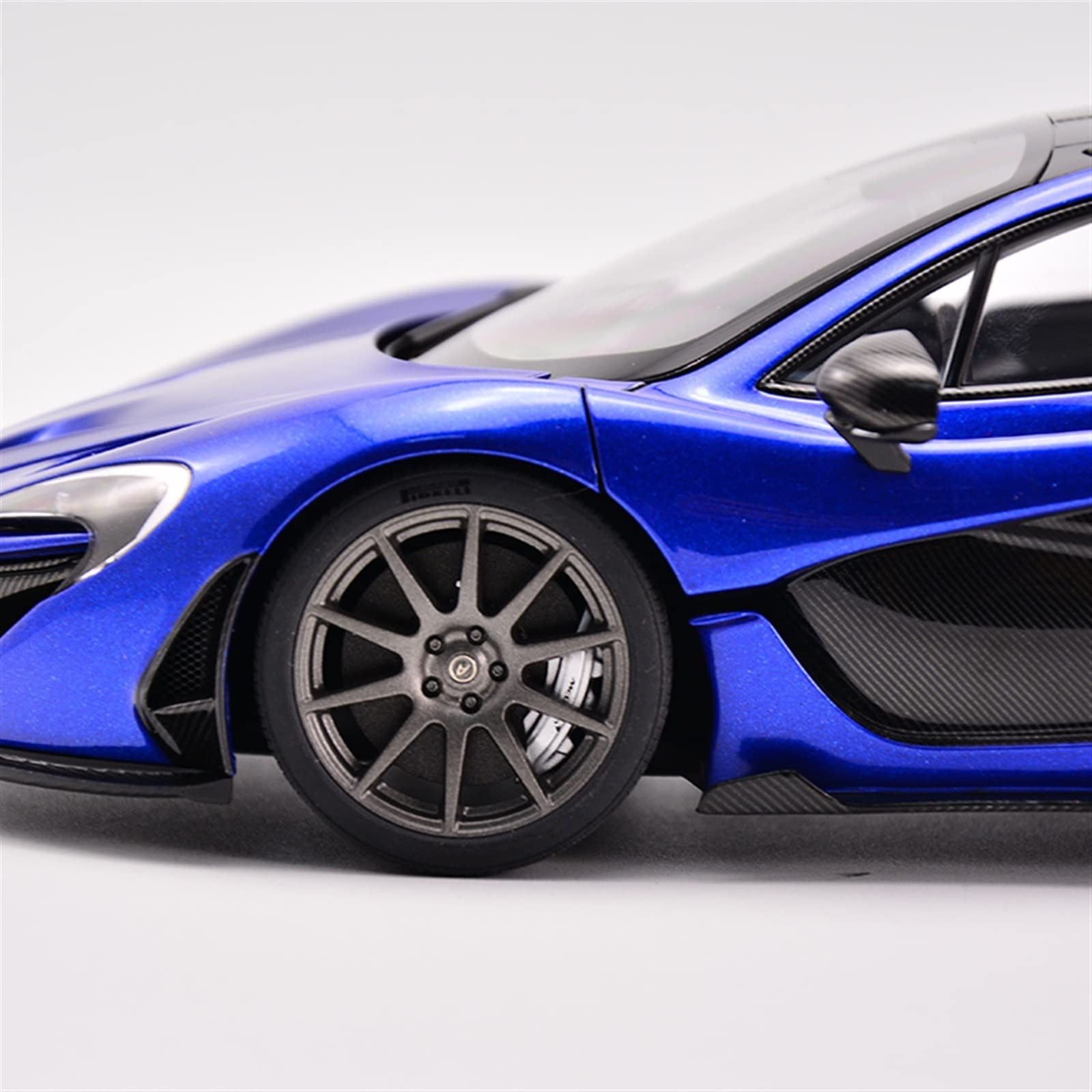 1/18,マクラーレンダイキャスト Amazon.co.jp: ミニチュアカー 1:18 マクラーレン P1