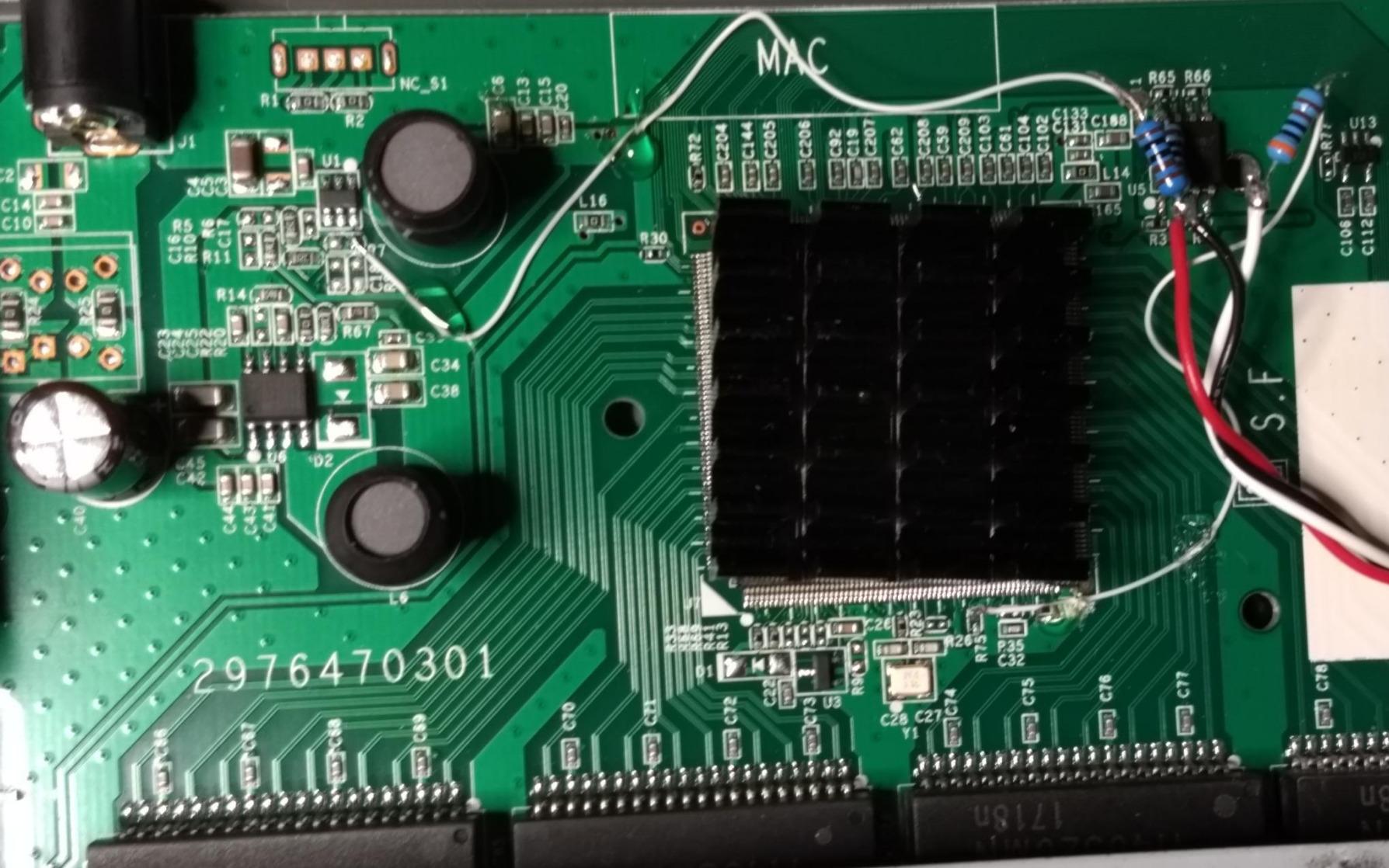 Nice BCM53128 switch with flawed management interface (can disable via hardware hack)