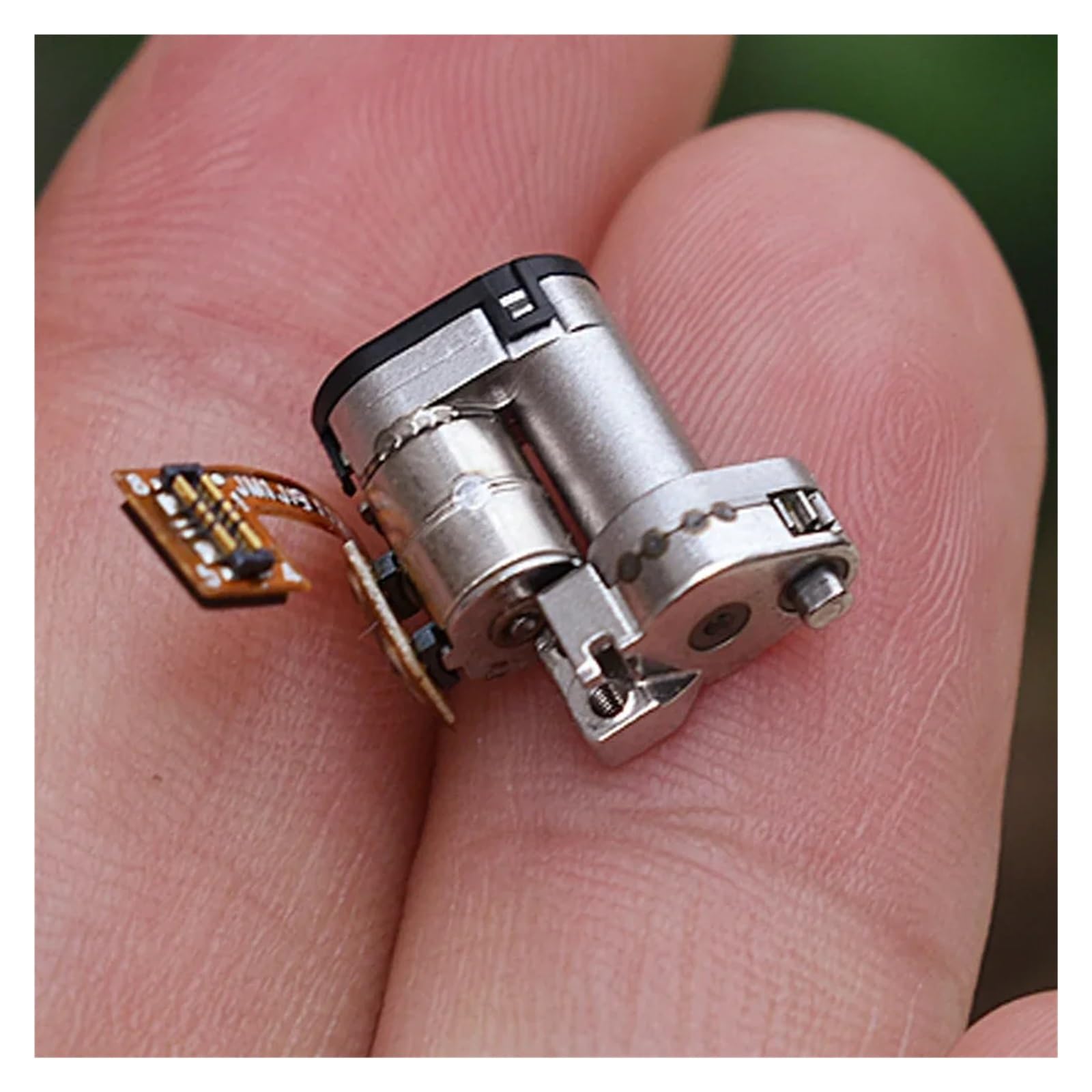 Moteur pas à pas miniature 1.6mm 2 phases 4 fils pour projet Arduino