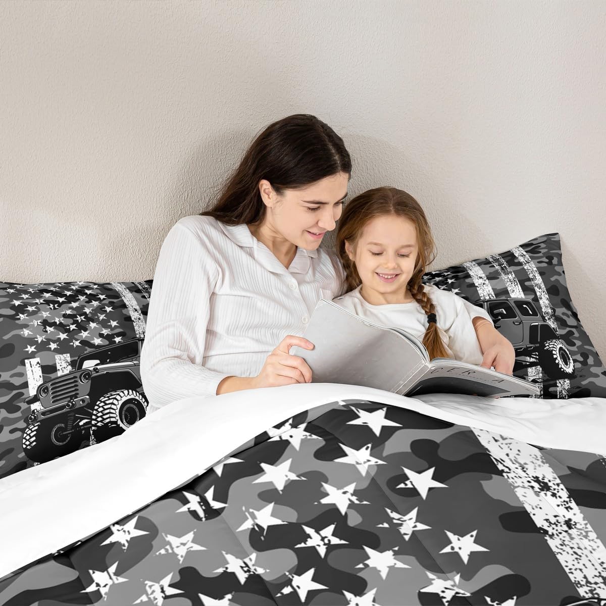 Manfei Gray Off-Road Vehicle Queen Size Comforter Set 3 Pcs,Retro Camouflage American Flag Graffiti Down Alternative Bedroom Decor,Adventure Sports Race Car Ultra Soft Microfiber Inner Fill 3Pcs