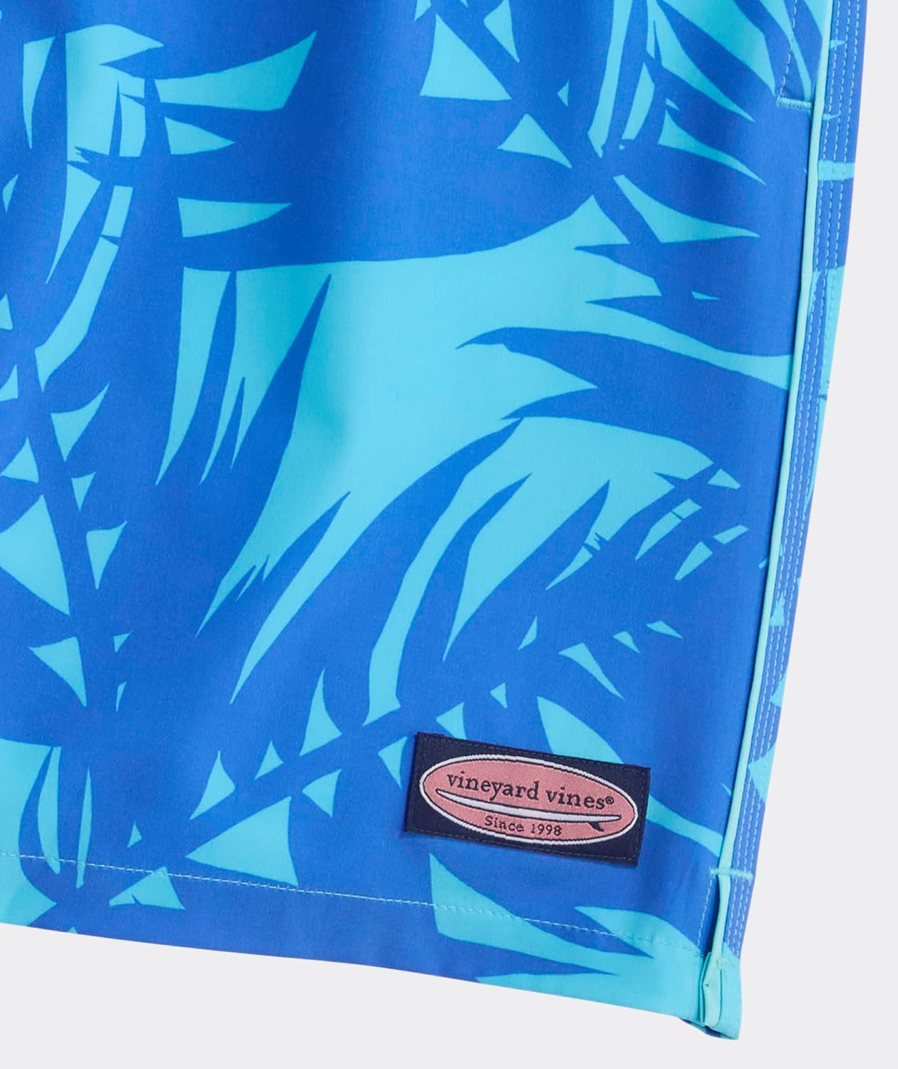Vineyard Vines Men's 7" Printed Piped Chappy Trunks