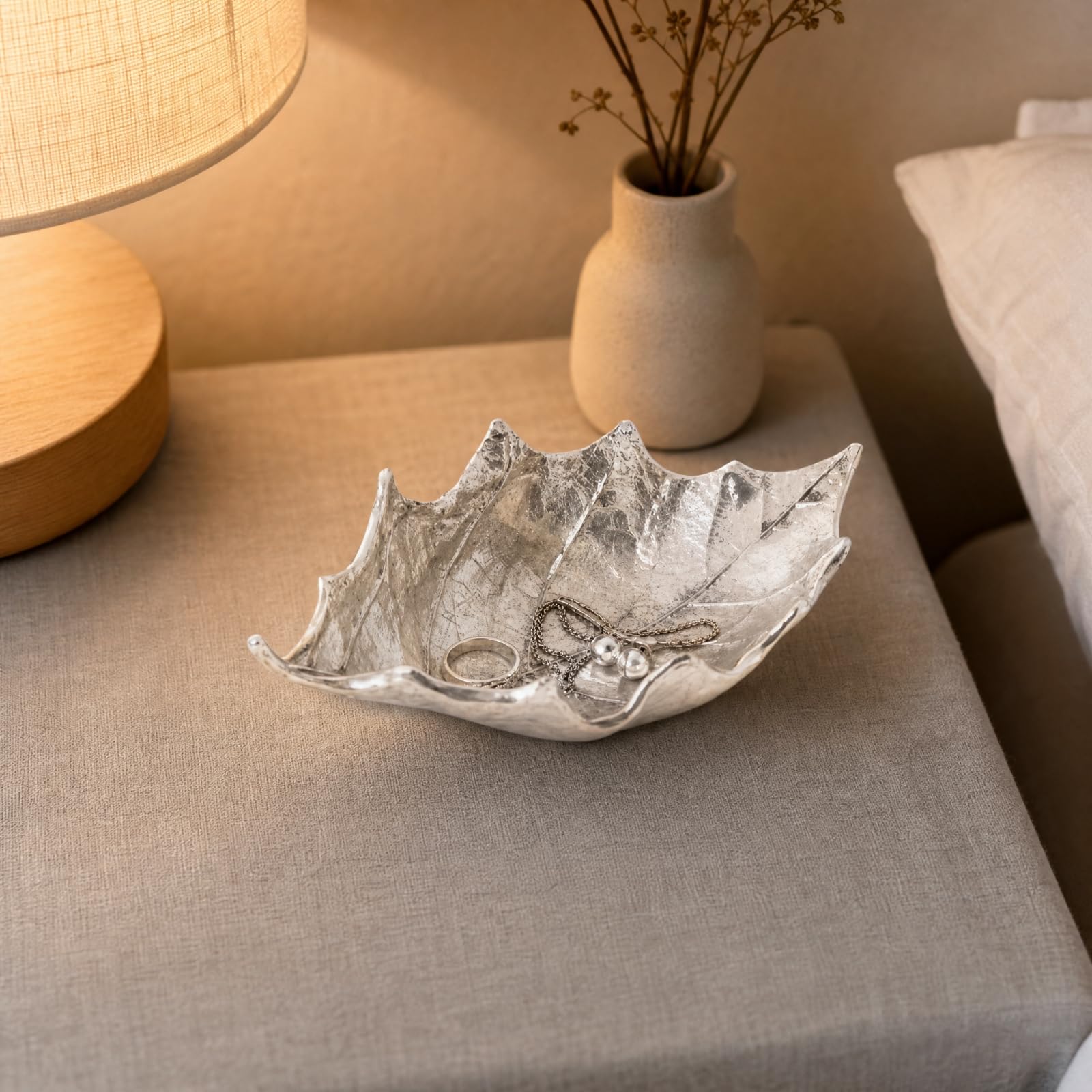 Colcolo Bandeja Metal en Forma Hoja Funcional Bandeja con Relieve Nervaduras Hoja Elegante Plato Joyería para Decoración Del Hogar, Cómoda, Entrada, Oro Claro