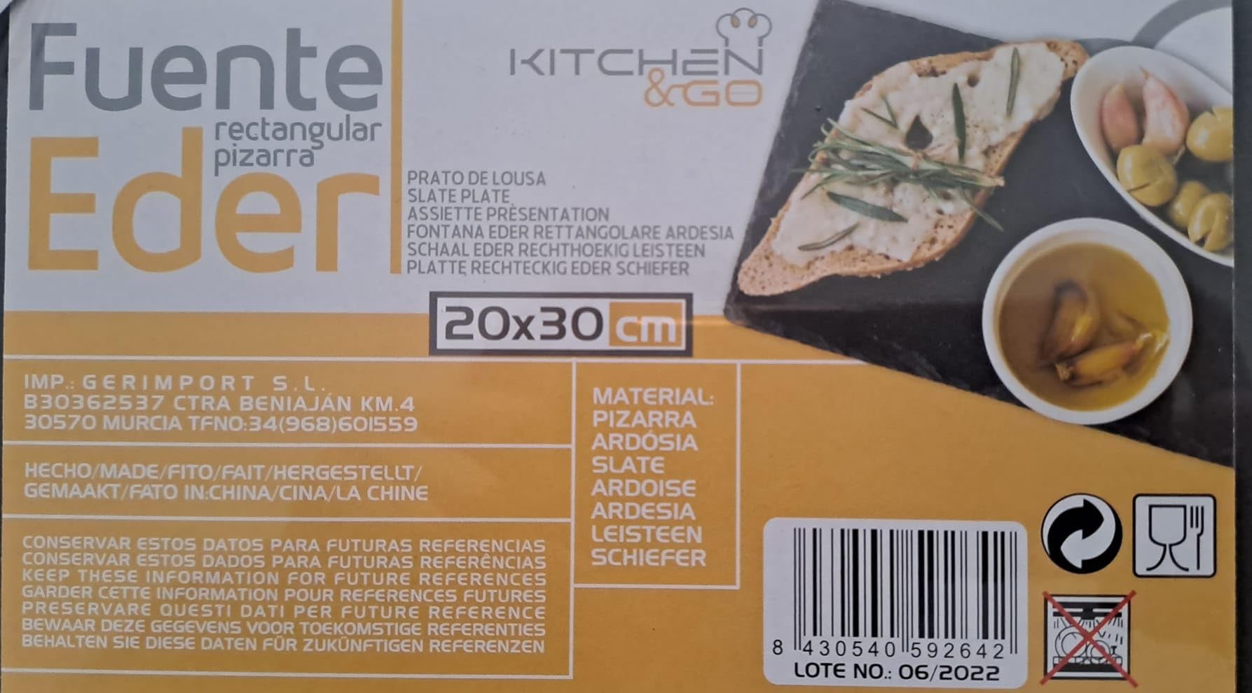 4 Platos de Pizarras Personalizados de 20x30 cm con Bandeja de Madera en Color Roble Personalizada para presentación de Carnes