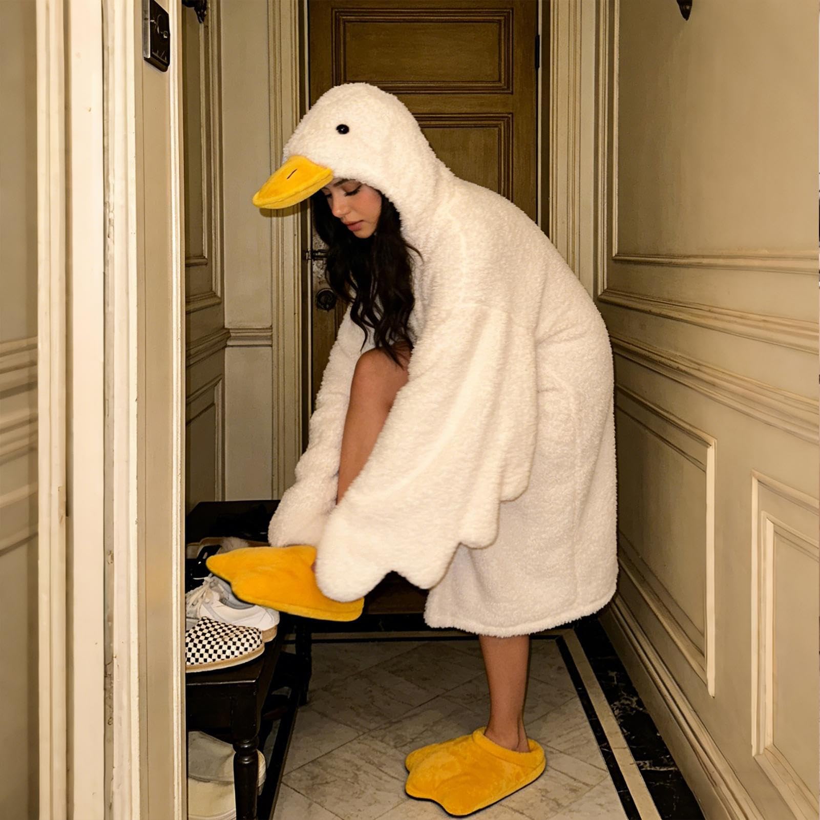 Pyjama drôle d'oie – Couverture portable en forme d'oie, combinaison à capuche extra large pour couples, motif canard mignon avec chaussures incluses, polaire chaude et confortable | Adulte, enfant