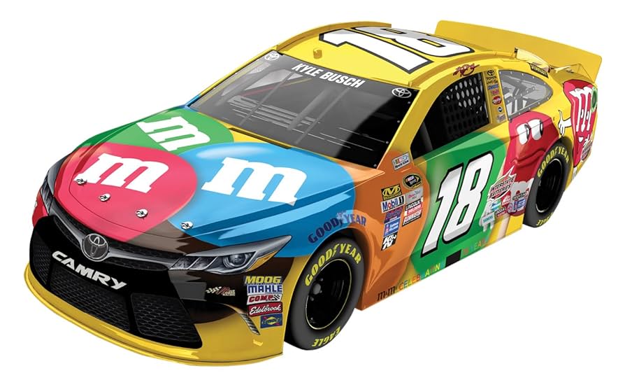 ミニカー Lionel Racing 2016 Race Winner #18 M&M's Lionel Racing Kyle Busch #18 M&M's 2016 Toyota Camry NASCAR