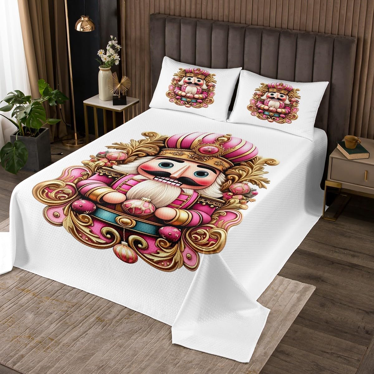 Erosebridal Christmas Nutcracker Bedspread Set, Cute Antique Victorian Damask Coverlet Set Queen Cartoon Soldier Royal Guarder Quilted, Kawaii Pink Christmas Ornaments Decor
