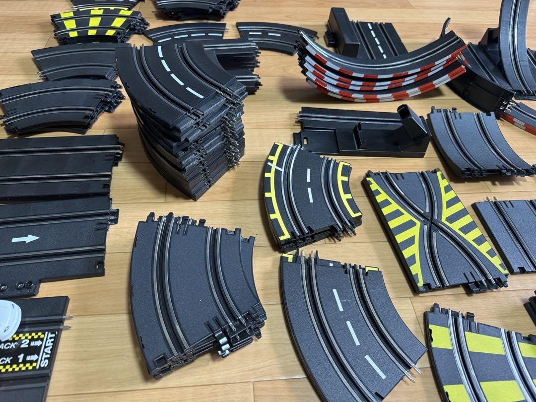 Amazon.co.jp: カレラ go 1 43 スロットカー コース 拡張 パーツ 売り