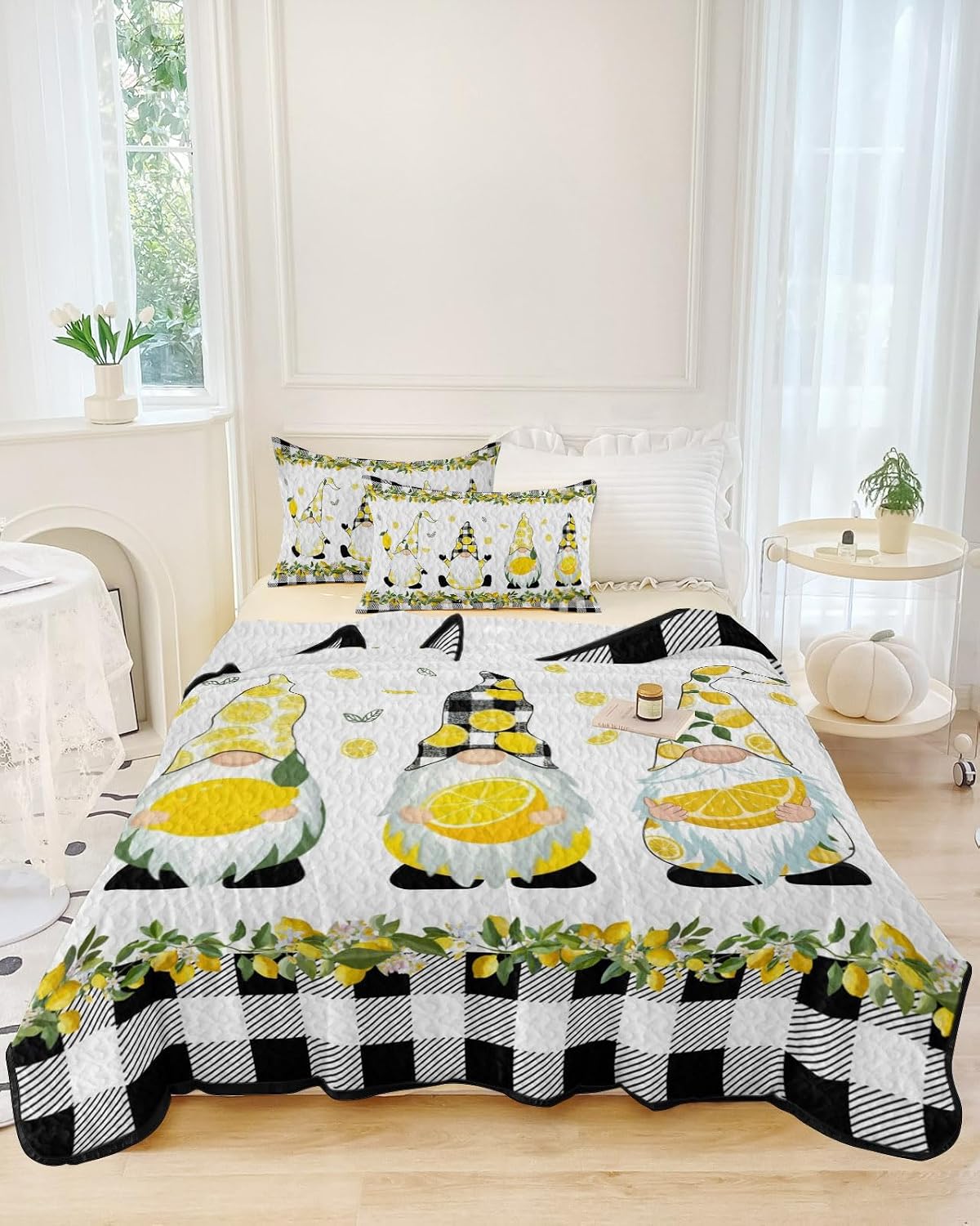 Full Size Quilt Set, Country Lemon Gnome Lightweight Bedspread Coverlet Set Soft Microfiber Summer Quilt with 2 Pillow Shams, Buffalo Black and White Plaid 3 Piece Comforter Bedding Set