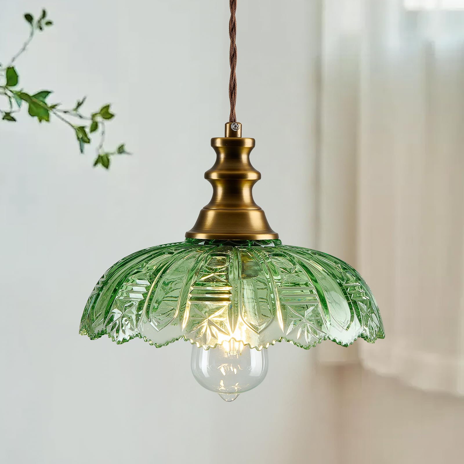 Latinulu 1-Light Pendant Light with Brass Gold Metal Green Glass Shade and Adjustable Cord Industrial Ceiling Hanging Light for Kitchen Island Bar