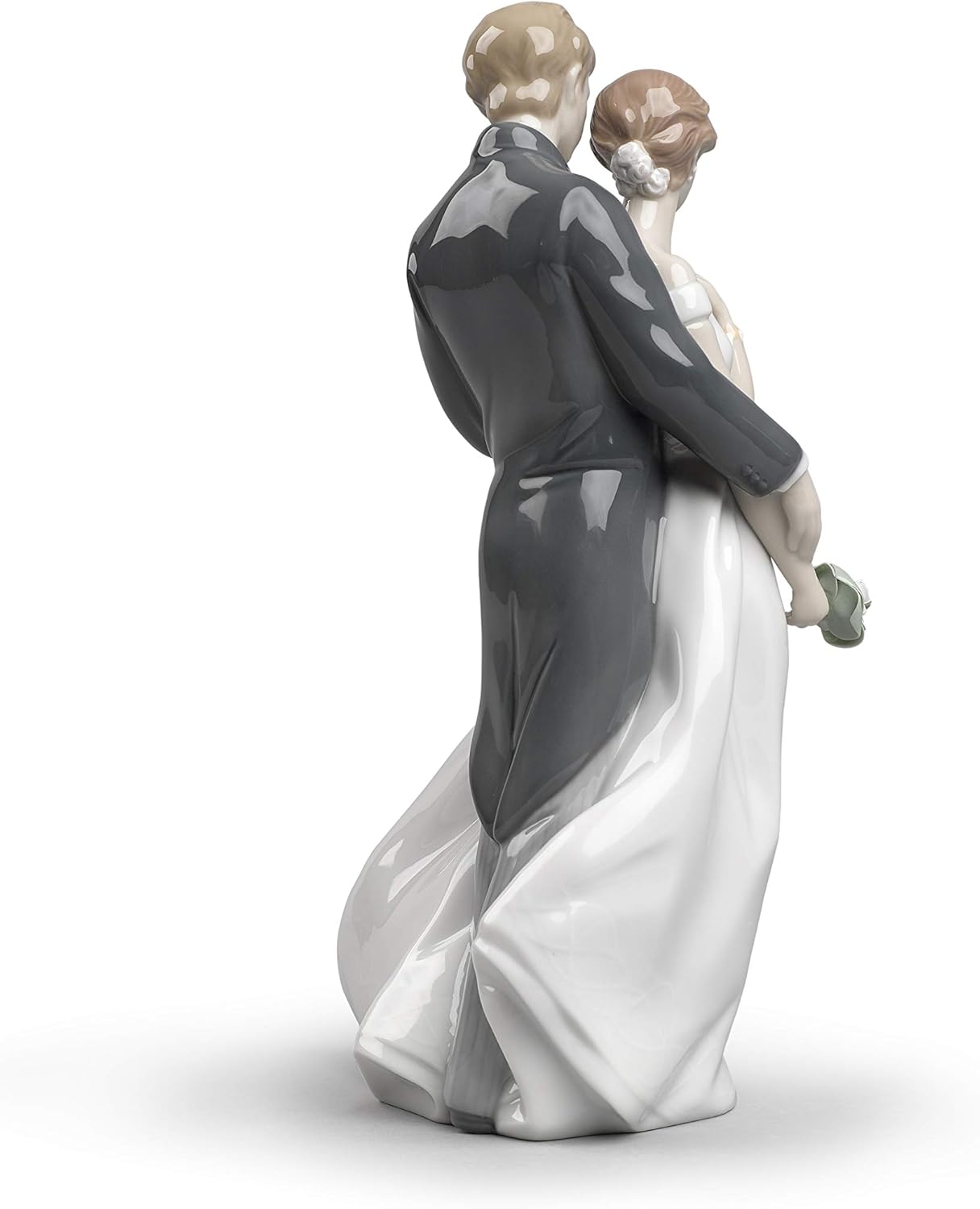 LLADRÓ Everlasting Love Couple Figurine. Porcelain Anniversary Figure. : Home & Kitchen