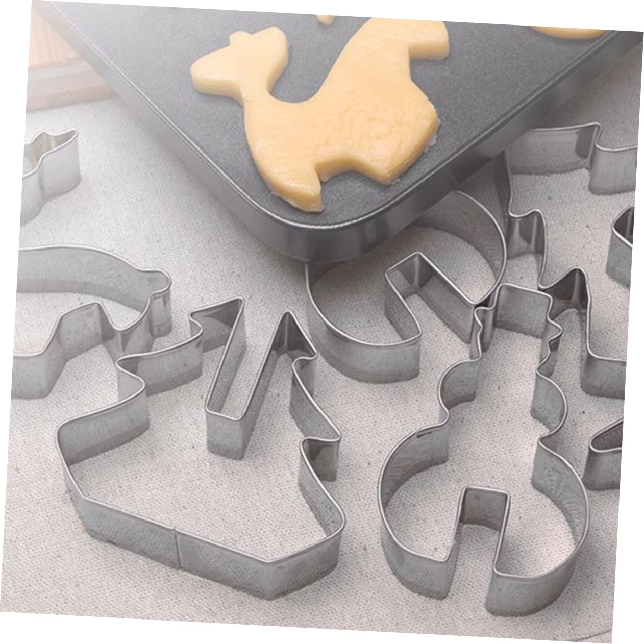 PRETYZOOM 40 Stk Ausstechformen Weihnachtsmann backen Fruchtschneider Elchkeks weihnachts plätzchenformen keksform ostern Gebäck entzückender Keksausstecher Keksform aus Edelstahl Silver