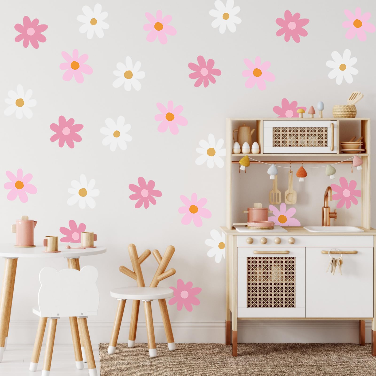 Sticker mural en vinyle BBTO pour relooker la chambre d'enfant sans abimer la peinture