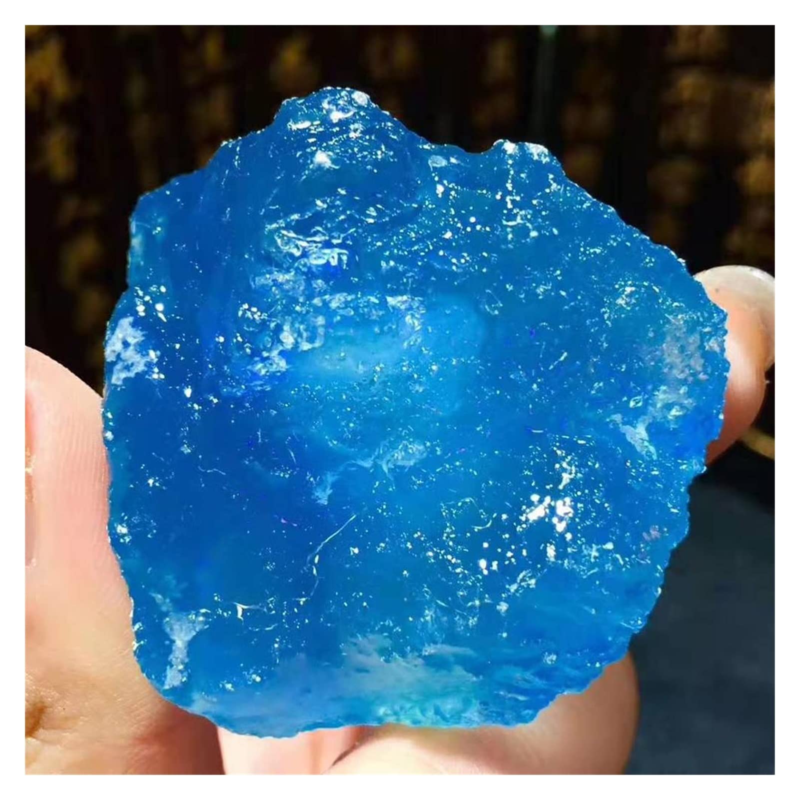 Cristal aigue-marine naturelle pour créer un espace de méditation zen chez soi