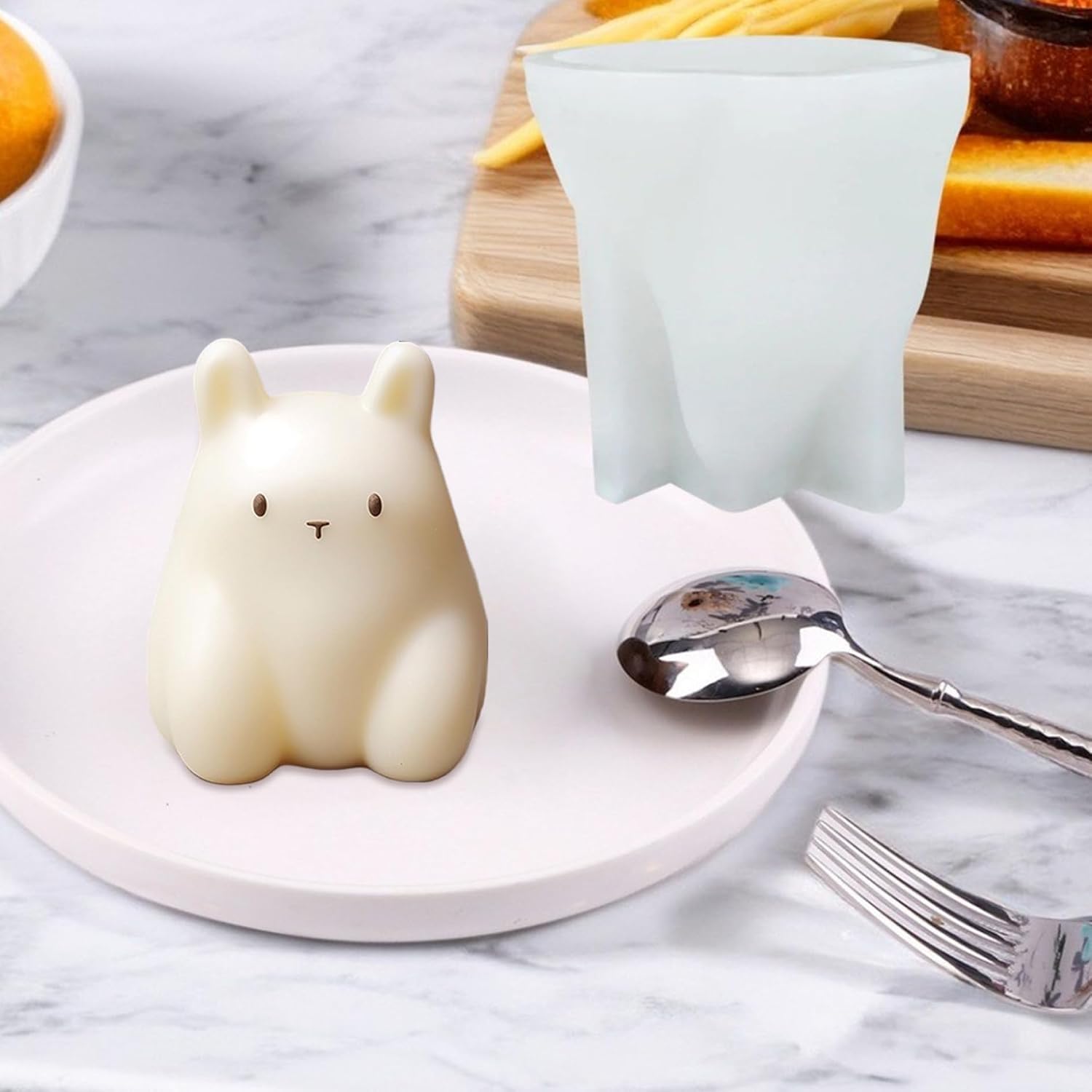 1PC Silicone Animals rabbit Milk Jelly Mold, Pudding Mold, DIY Mousse Mould Candy Chocolate cake Ice Cube Mould Crayons Cupcake Topper Cake Dessert Baking Accessories
