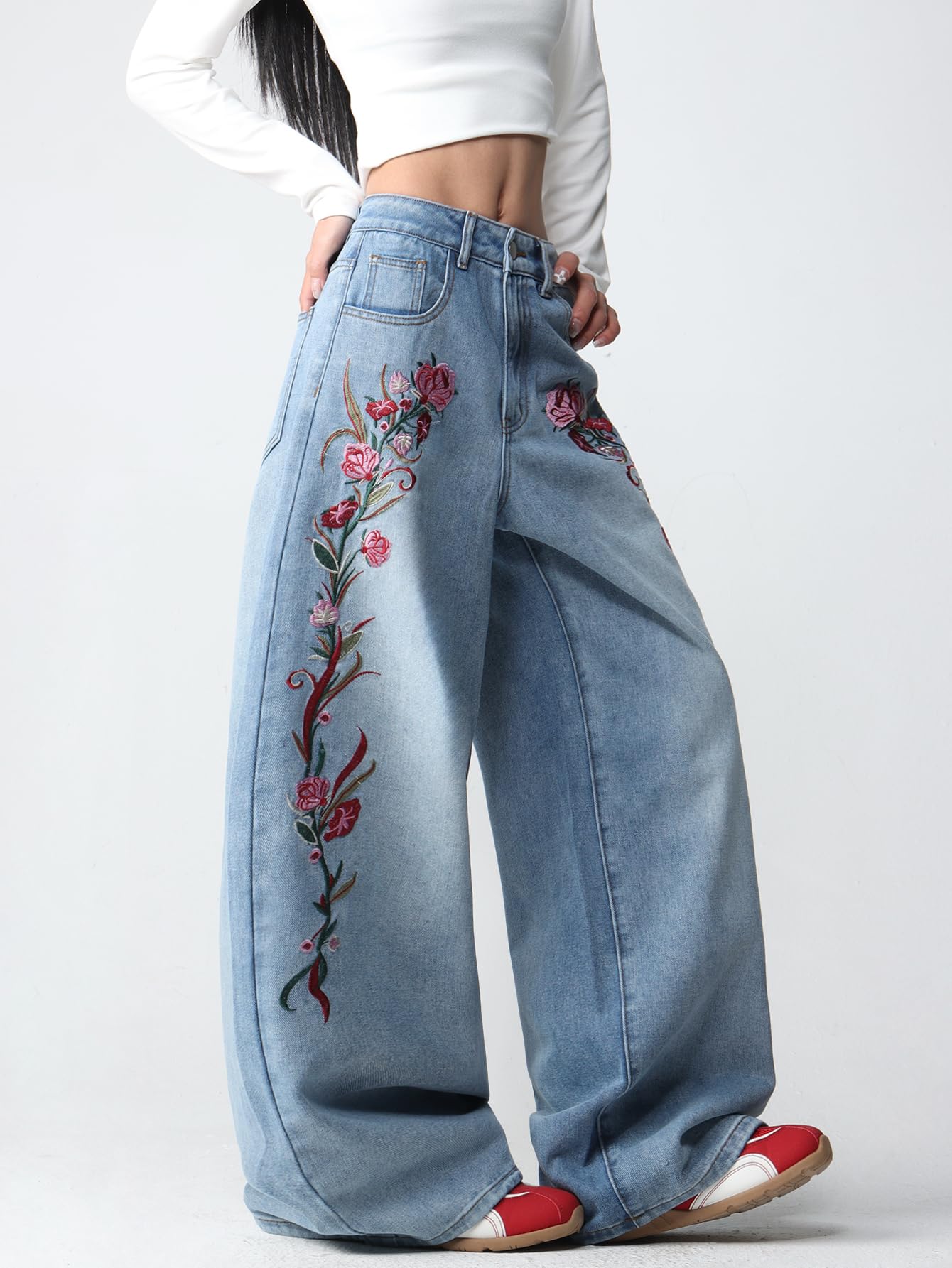 Weit geschnittene Damen Baggy Jeans mit Blumenstickerei | Lässige Jeans im entspannten Schnitt, 5 Taschen, Skater-Streetwear, stylisch, Y2K-Hose (2000er), lockere Passform, Hip-Hop