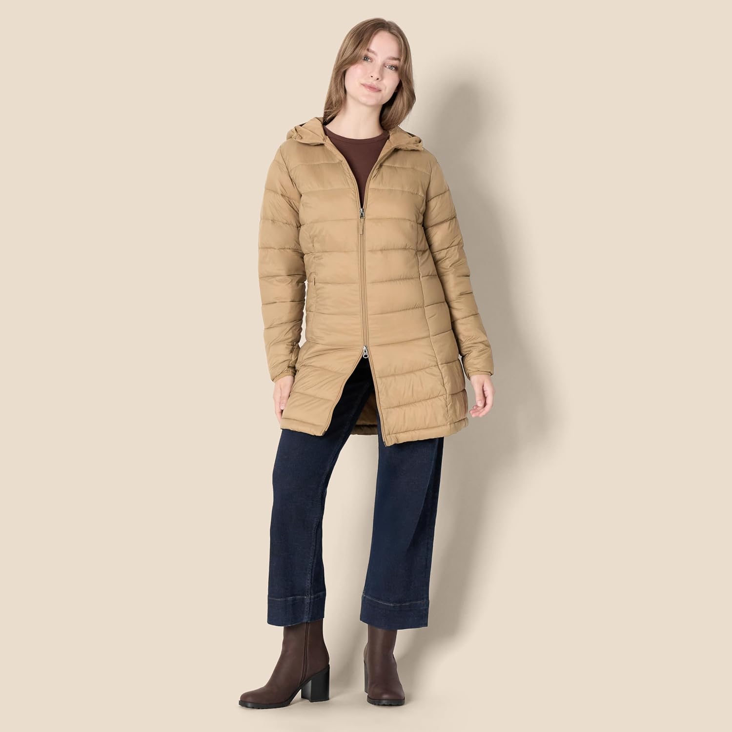 Amazon Essentials womens Lightweight Water-Resistant Packable Hooded Puffer Coat (Available in Plus Size) - Image 5