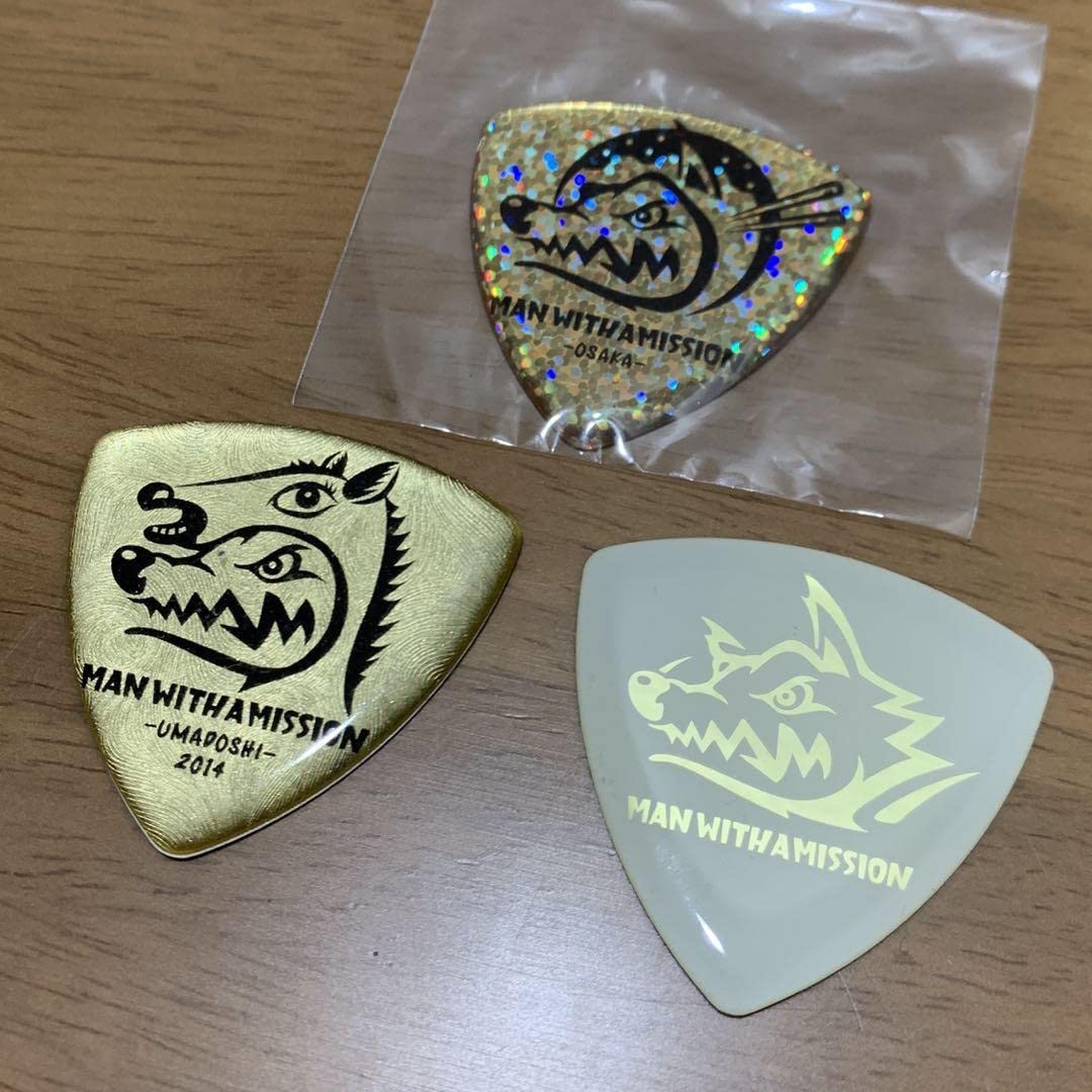 Amazon.co.jp: MAN WITH A MISSION マンウィズ ピック シール : 文房具 