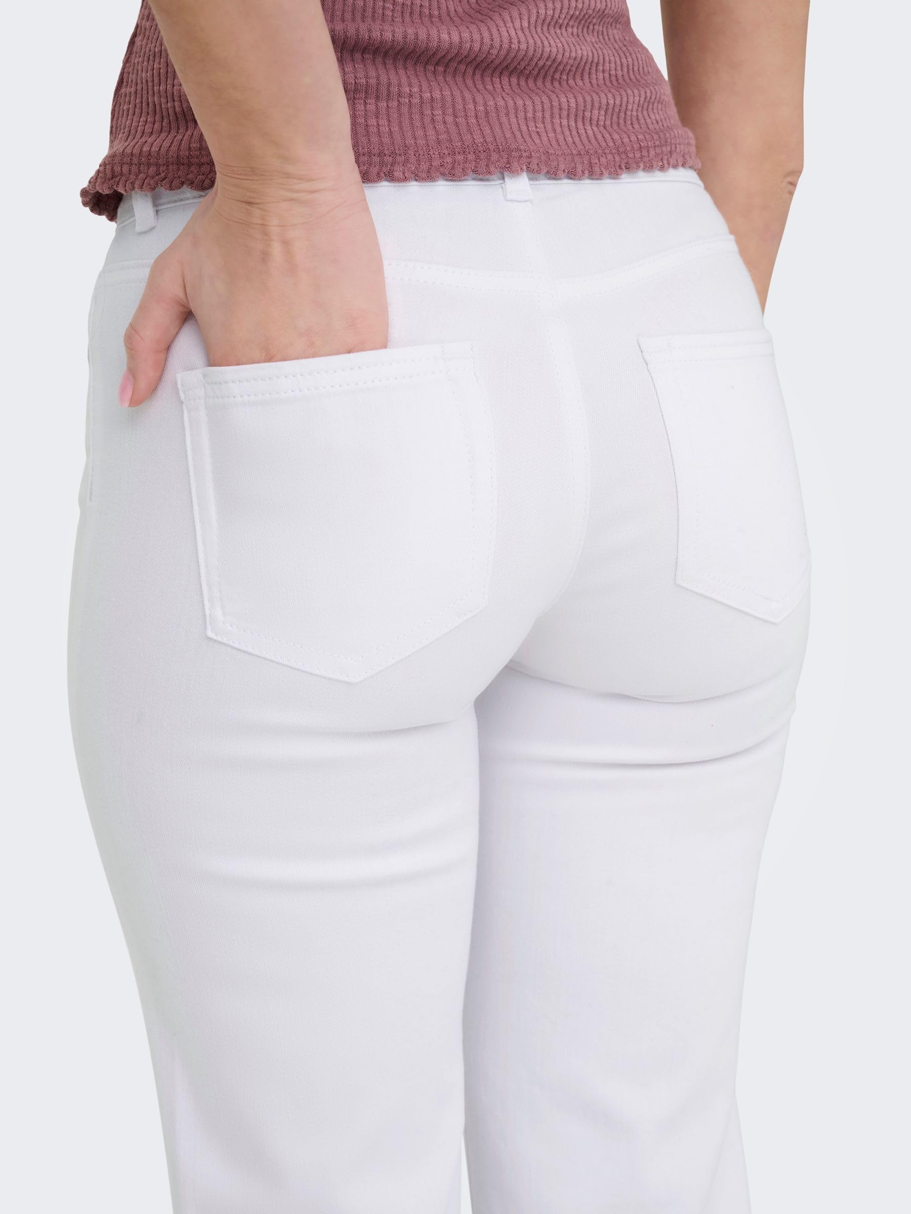 ONLY Jean Coupe Droite ONLBLUSH Taille Moyenne Straight Fit Jeans