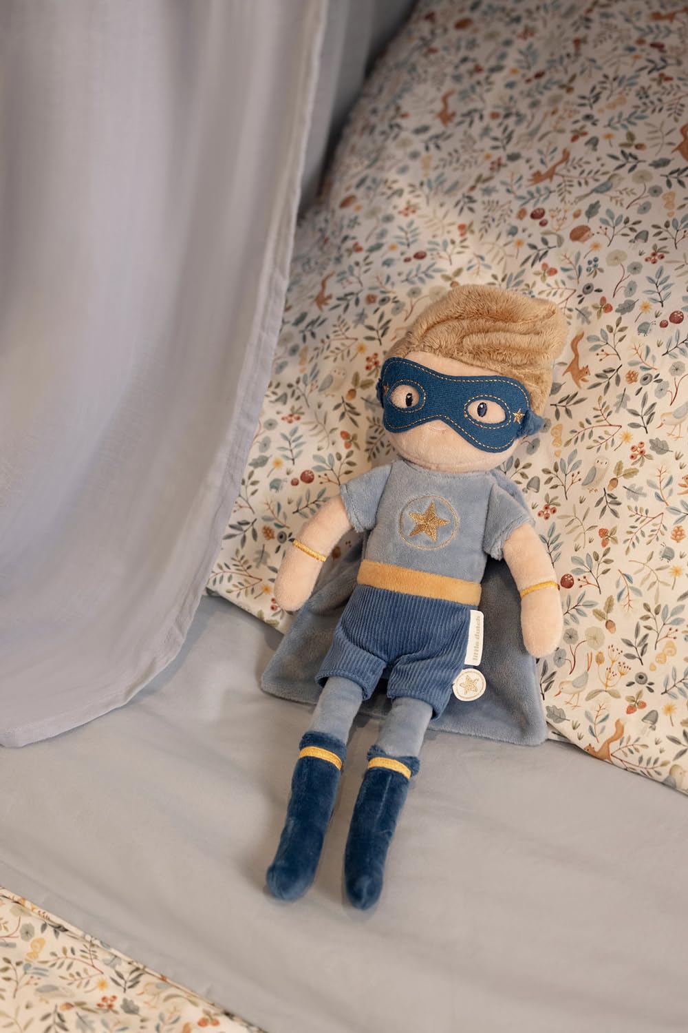 Little Dutch Muñeca de Tela Suave – Muñeca Diferentes Diseños – para niñas a Partir de 12 Meses – para Abrazar y Acompañar (Superhéroe Jim)