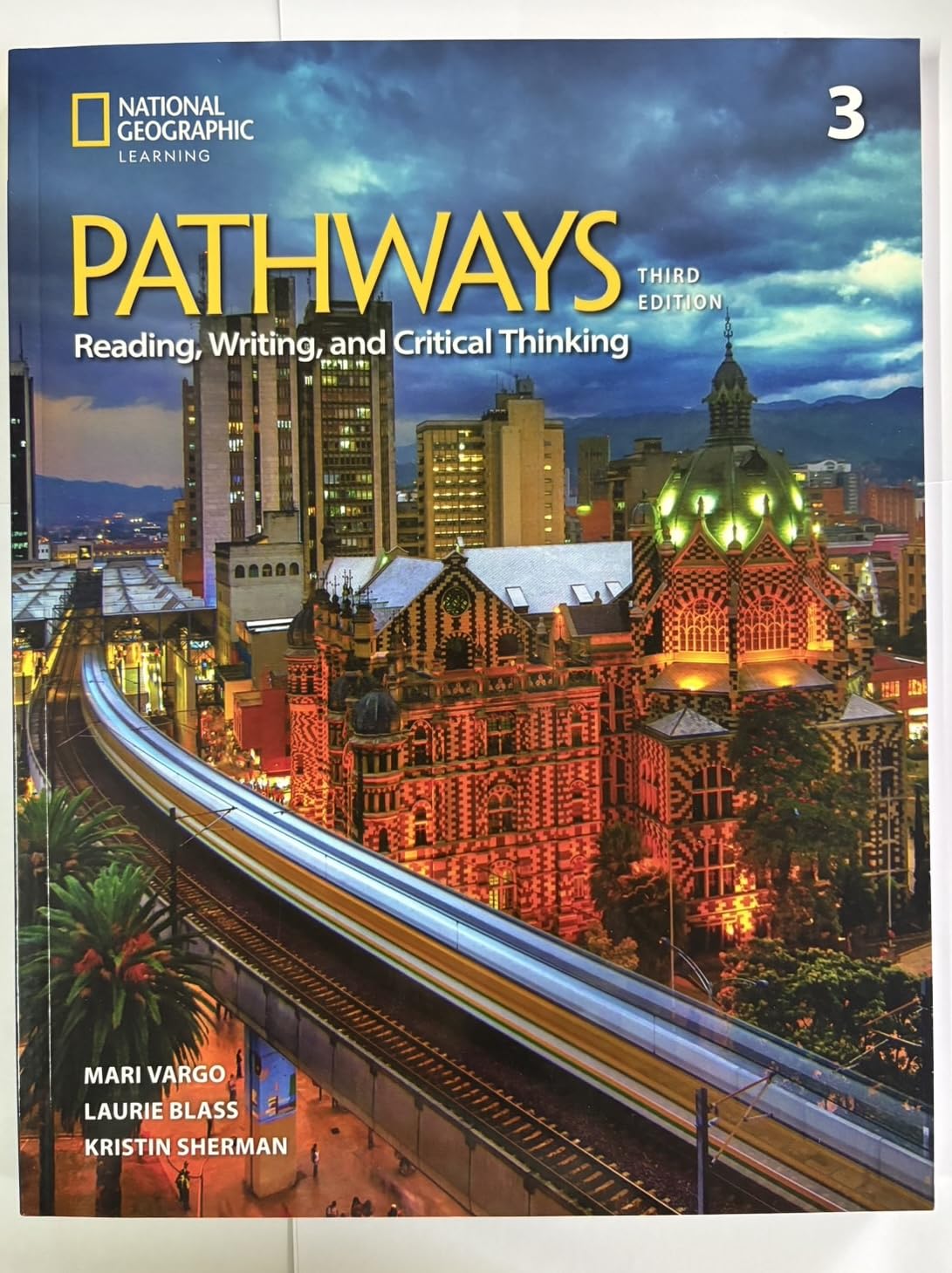 Pathways Reading, Writing, and Critical Thinking 3 with the Spark