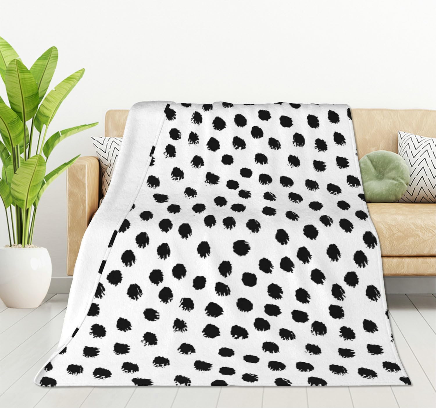 HGOD DESIGNSHGOD DESIGNS Polka Dots Throw Blanket Ultra Soft Warm All Season Brush Strokes Dots Decorative Fleece Blankets for Bed Chair Car Sofa Couch Bedroom 130x150cm
