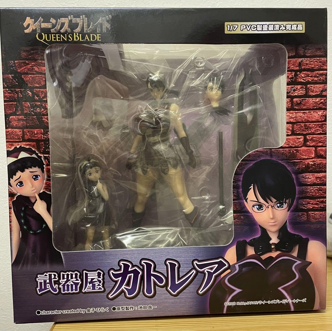 Amazon.co.jp: クイーンズブレイド 武器屋 カト 1 7 フィギュア : おもちゃ