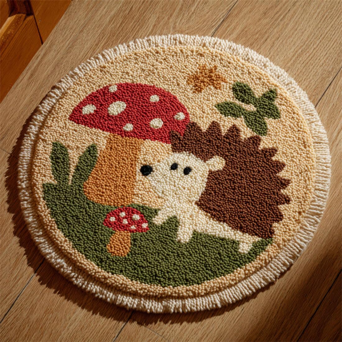 Rqwybcaxn DIY Rug Latch Hook Kits for Teens Animal Needlework Kit Hedgehog and Mushroom 80x80cm Round Washable Area Rug Study Wall Hanging