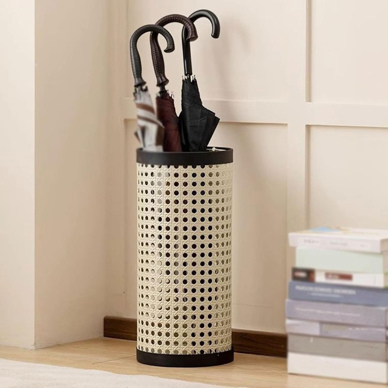 Iron Umbrella Holder White, Farmhouse Round Stand for Entryway with Removable Drip Tray (22x50cm)