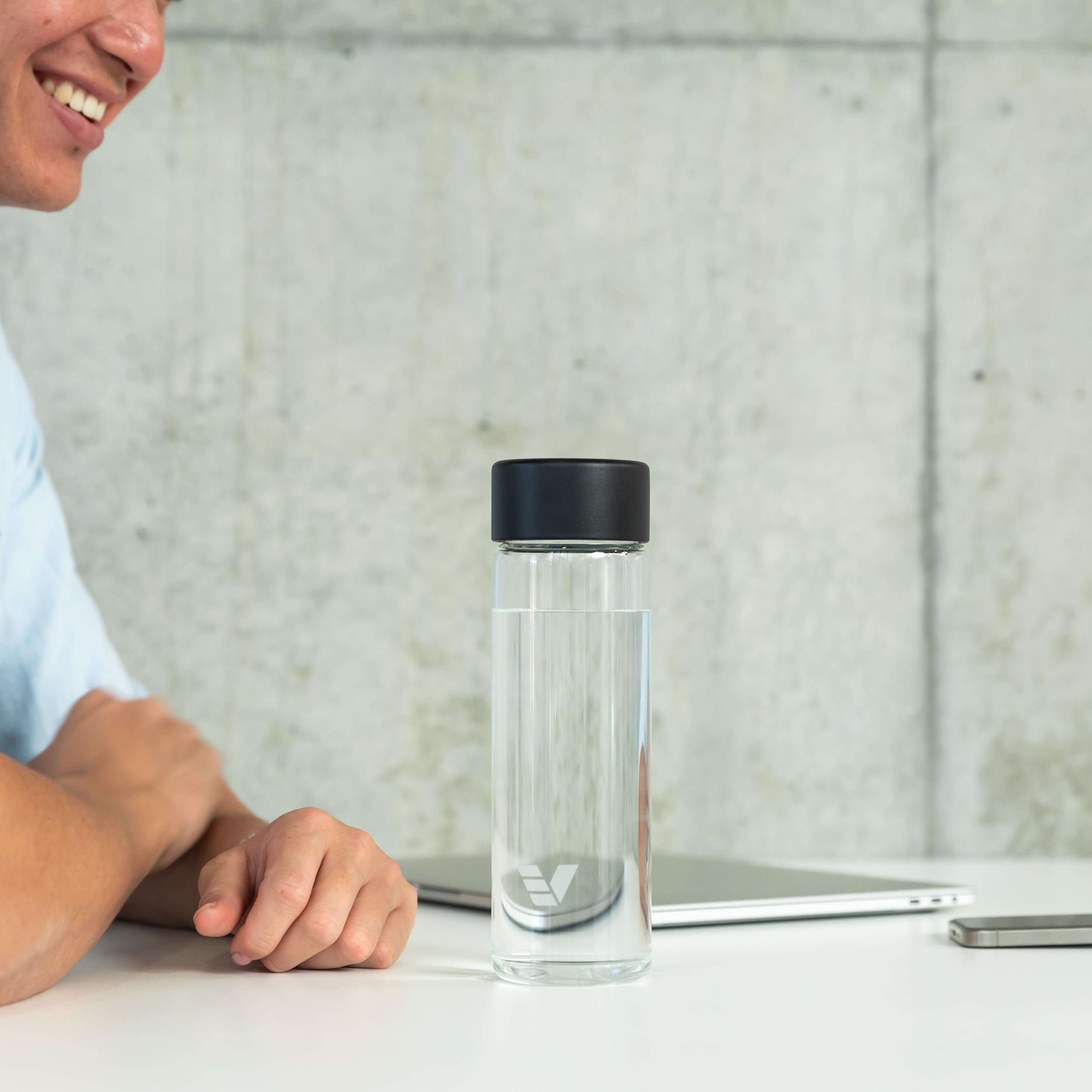 PERFCT VESSELガラス瓶 Amazon.com: EVER VESSEL Glass Water Bottle 20oz - Non-insulated