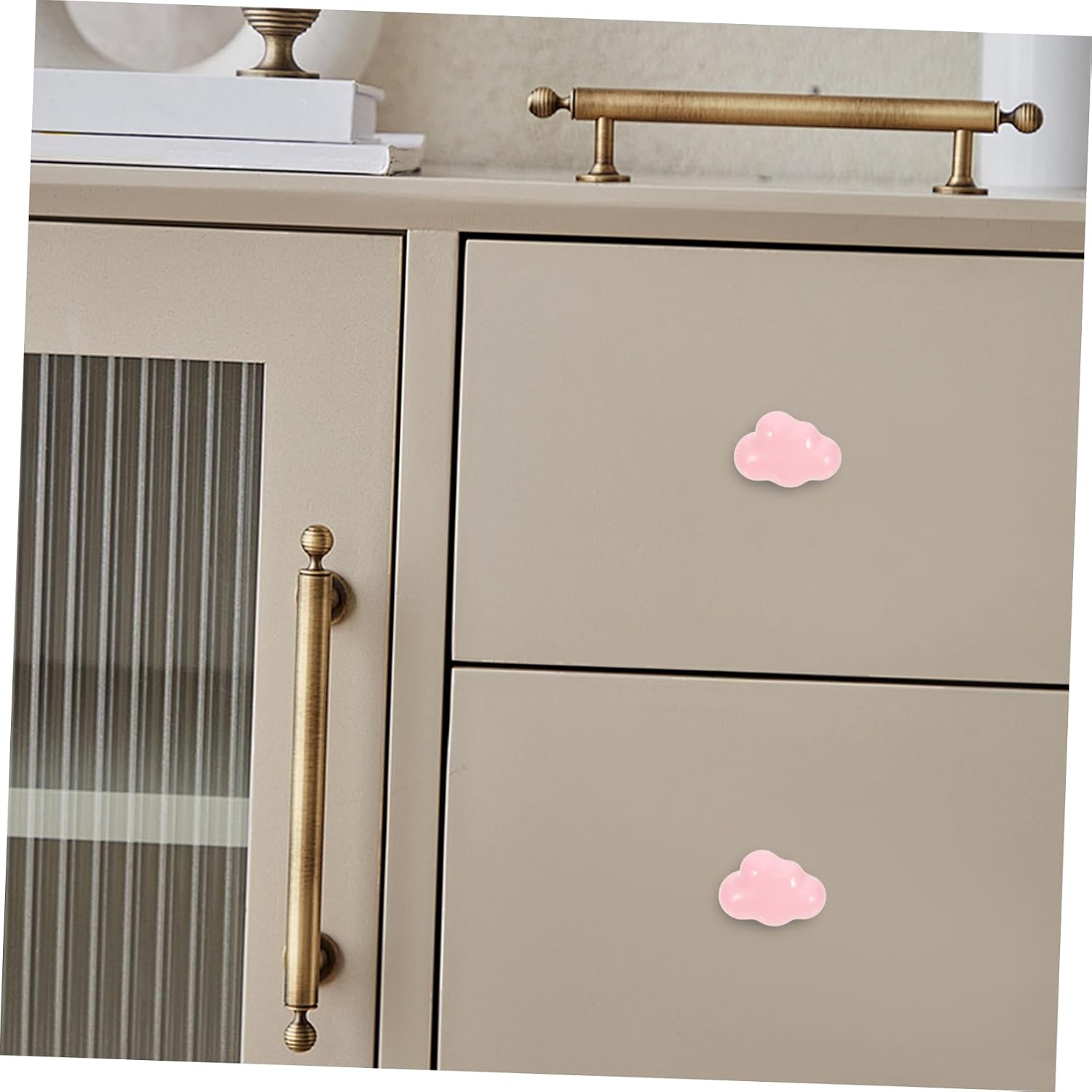 2pcs Cloud Shaped Ceramic Drawer Knobs Decorative Pulls for Boy Girl's Wardrobe Cabinets and Jewelry Boxes Vintage for Boys and Girls to Use Charming Design for Boys and Girls