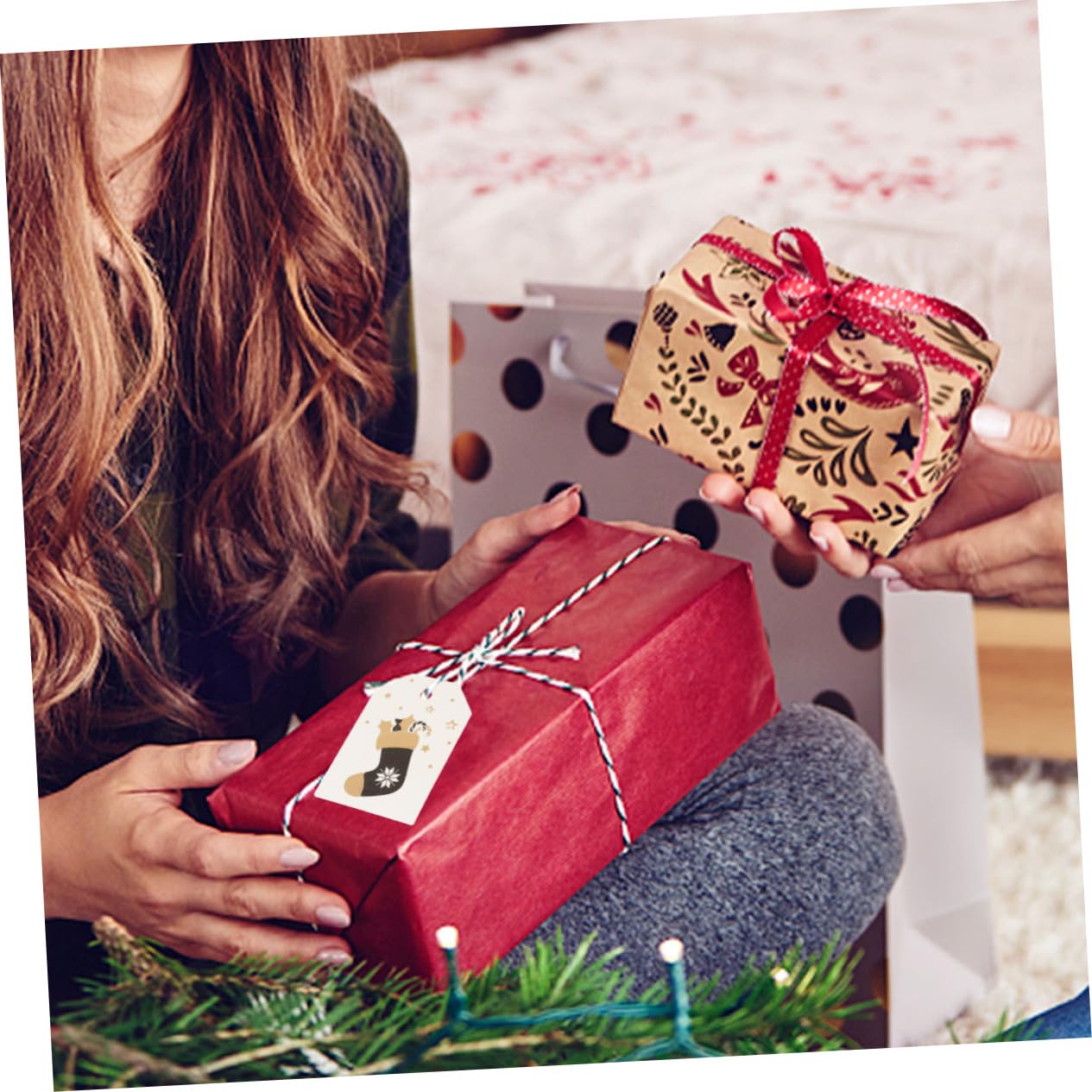 BUTIFULSIC 100pcs Tag Label DIY Bookmarks Xmas Hanging Cards Small Holiday Xmas Hanging Label Holiday Tree Hanging Decoration Cards Paper Jam Greeting Card