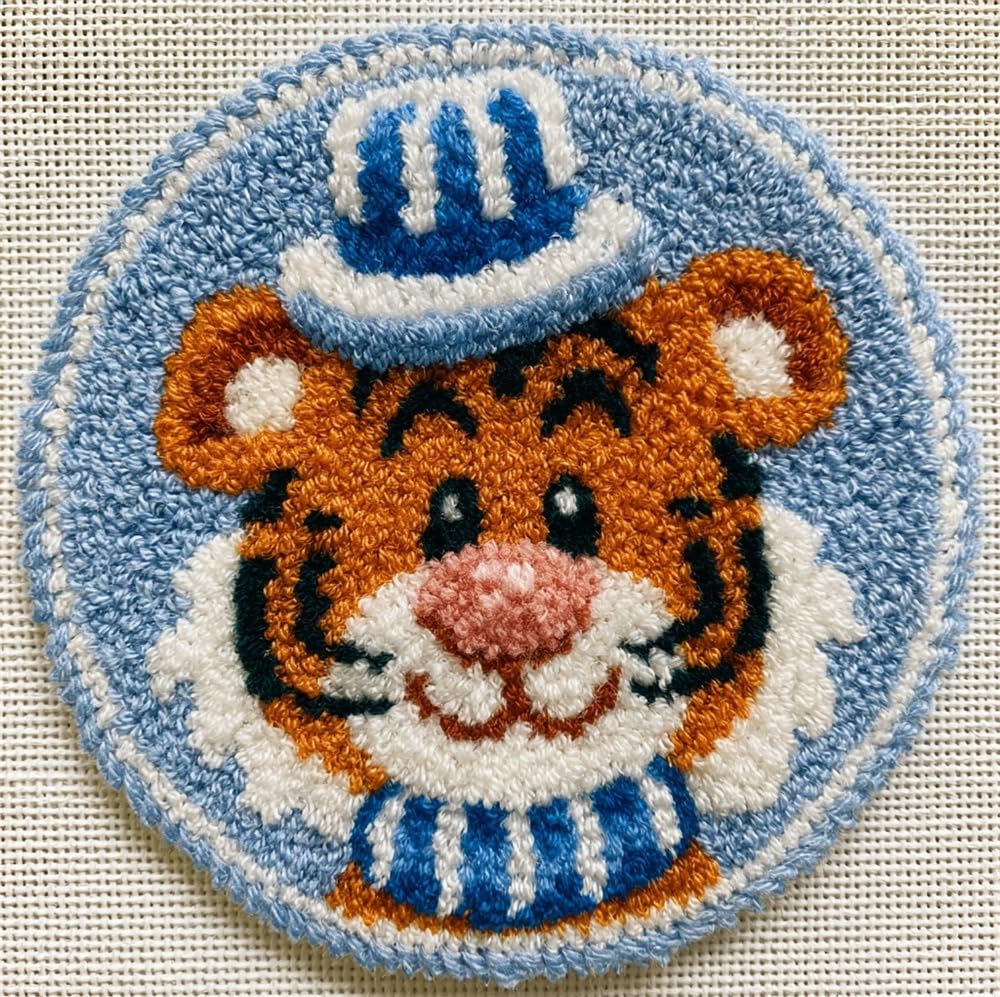Latch Hook Rug Kit, Diy Rug Making Kit For Adults ,Tiger Wearing A Hat 20X20Inch (50X50Cm) Pattern Latch Hook Rug Making Kits, Cross Stitch Kit Carpet Making Cushion Needlework For Beginners