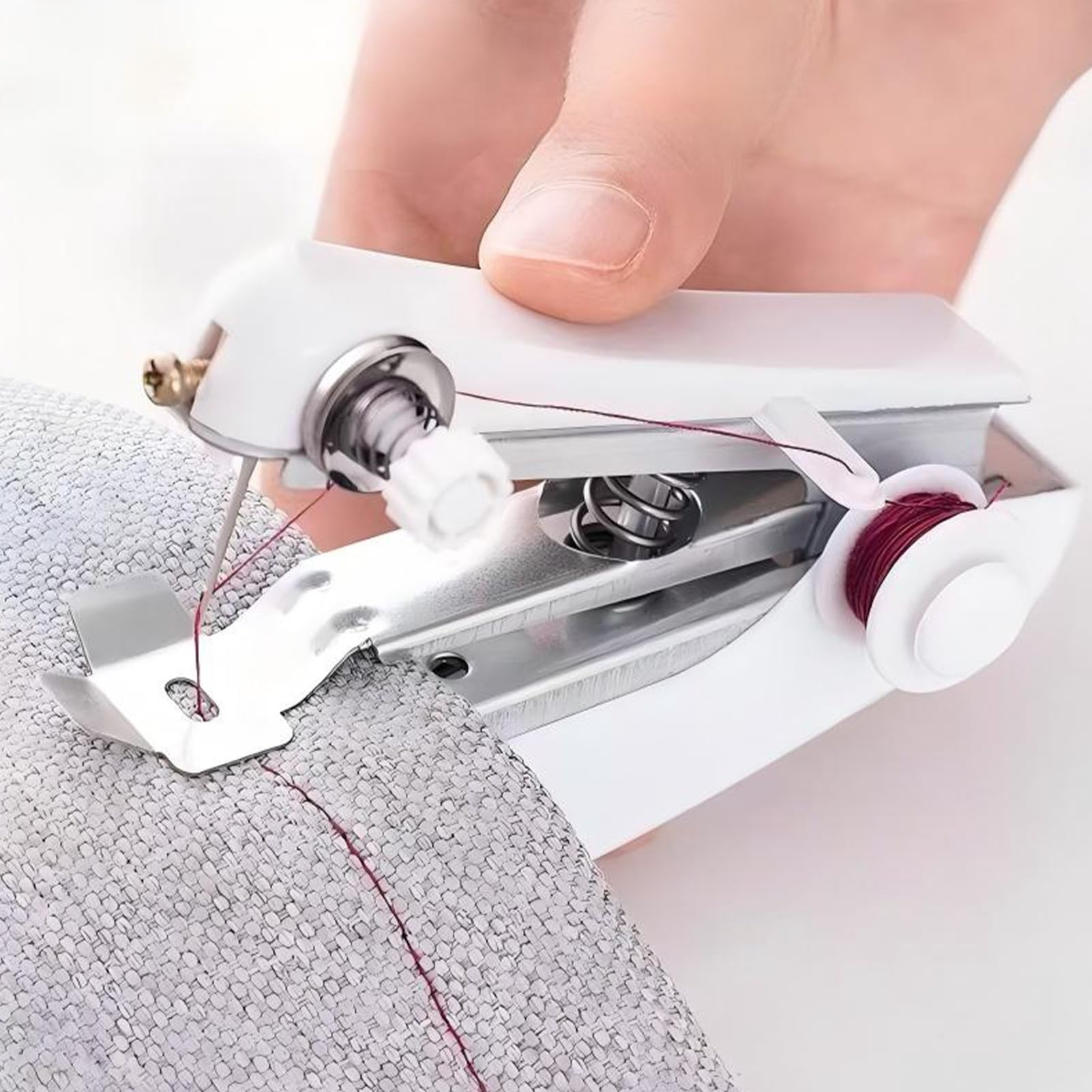 ポータブル小型ミニ手動ミシン家庭用多機能スプリングカムクリエイティブミシン 片手で縫えるハンディミシン ポータブル小型ミシン 便利な裁縫道具(B)