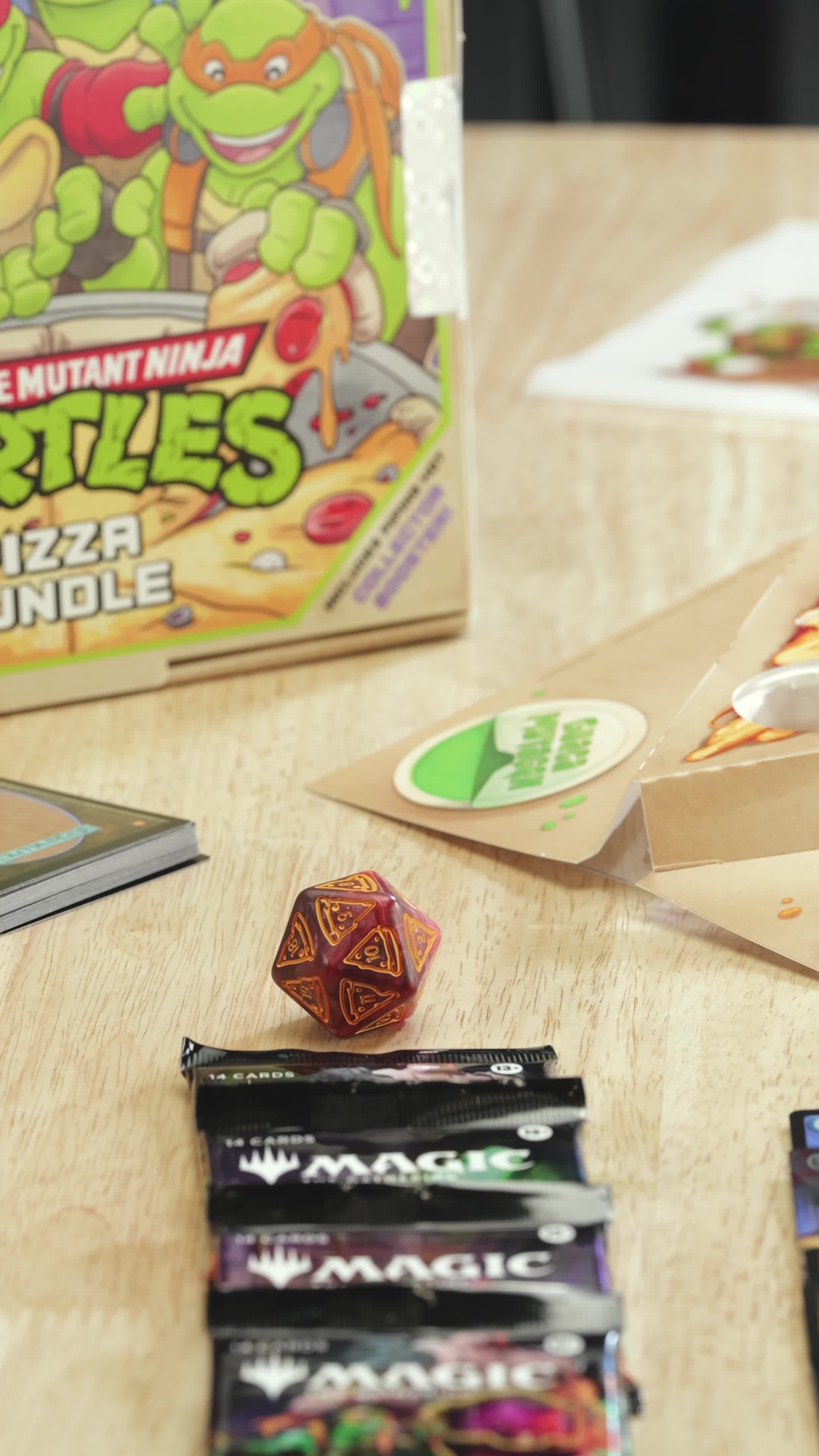 Magic: The Gathering Teenage Mutant Ninja Turtles - Pizza Bundle