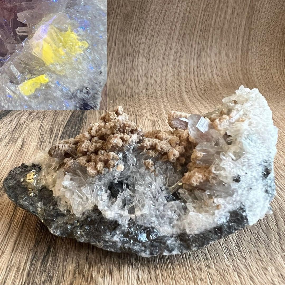 Amazon.co.jp: 水晶 パイライト 謎石共生 L 鉱物 標本 原石 B