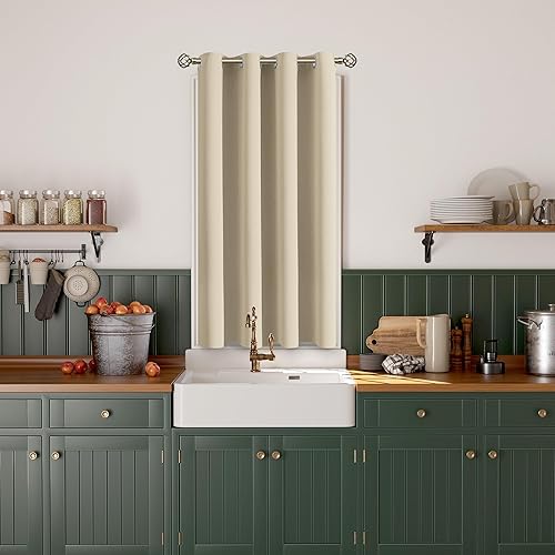 Miniatura 45 de BGment - Cortina para oscurecer habitaciones de 63 pulgadas de largo para dormitorio, cortina de ventana con bloqueo solar y aislamiento térmico
