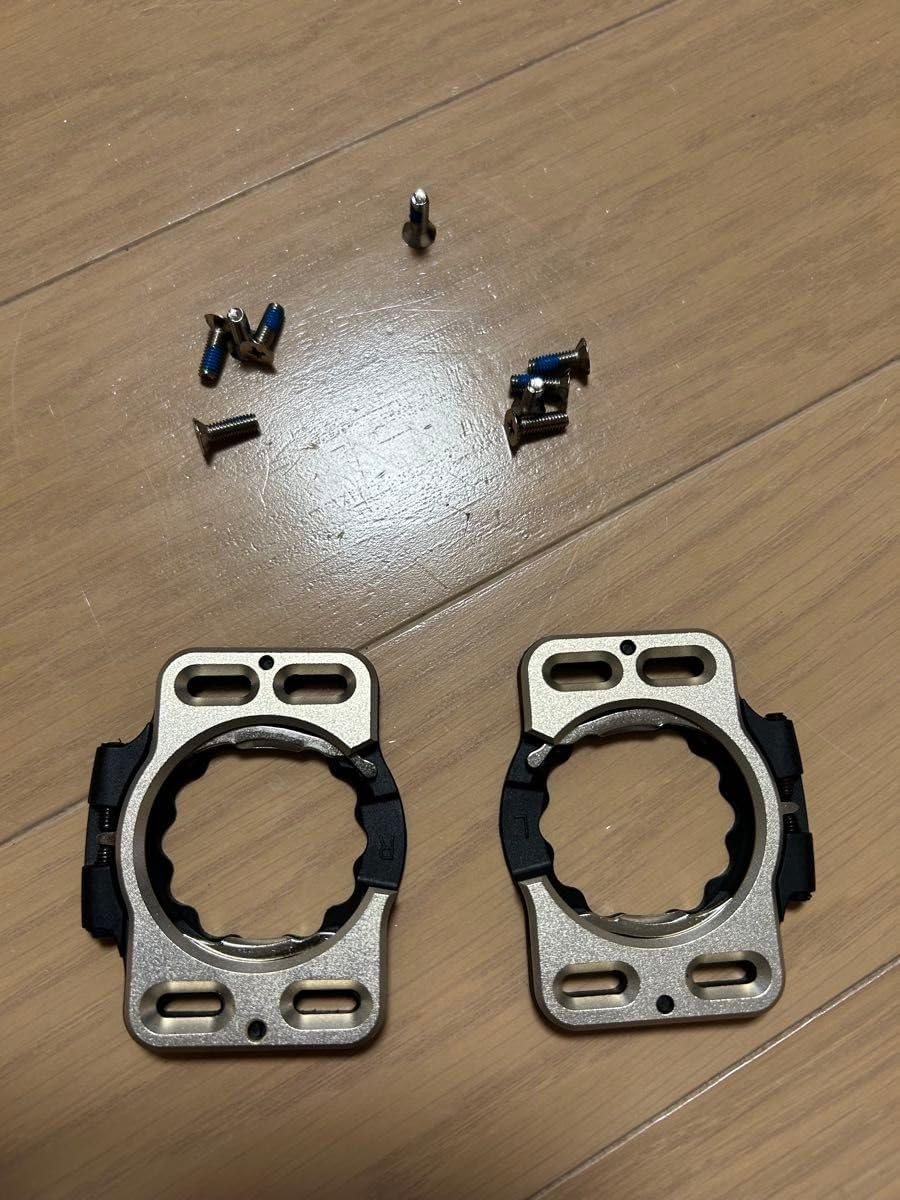 スピードプレイ クリート 自転車 Speedplay互換性左右クリート 固定ネジ8ケ 予備1ケ
