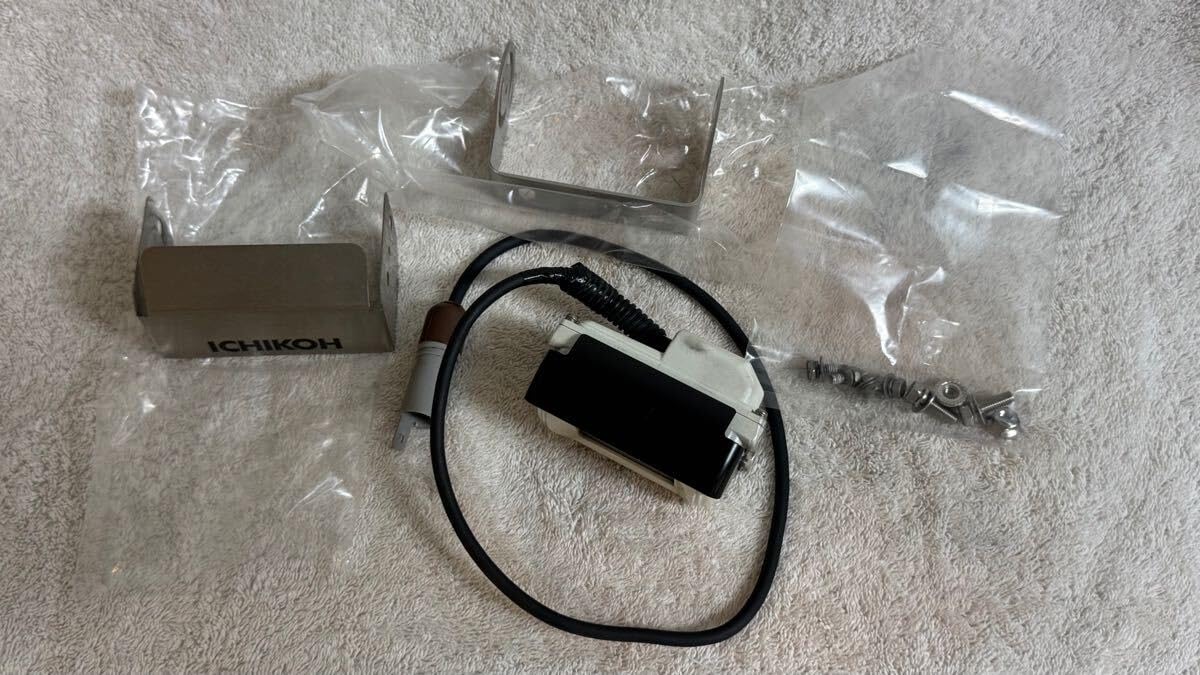 Amazon.co.jp: イチコー 市工業 ICHIKOH トラックバス用 シャッター