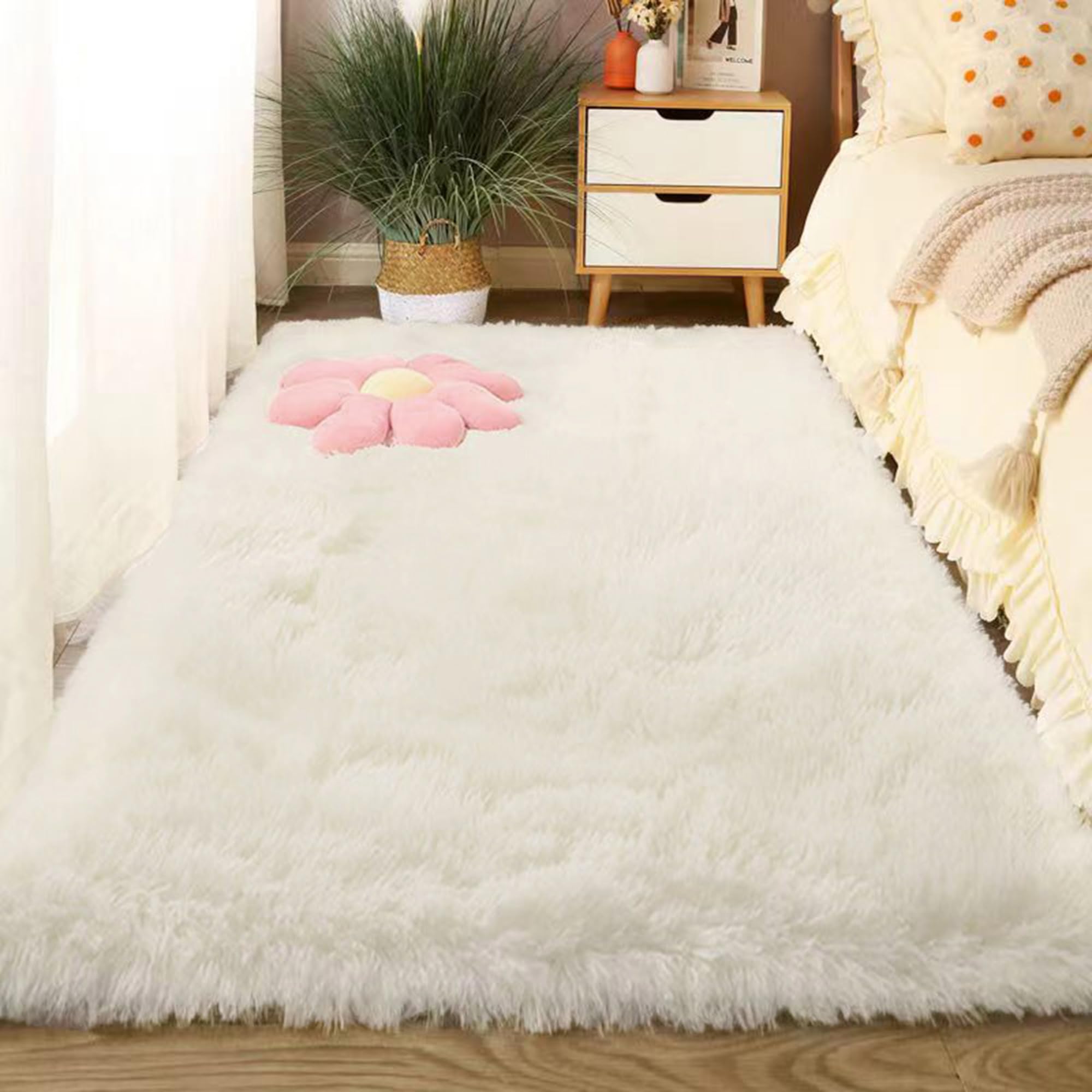 Tapis de salon anti-glisse et facile à entretenir pour grand séjour moderne