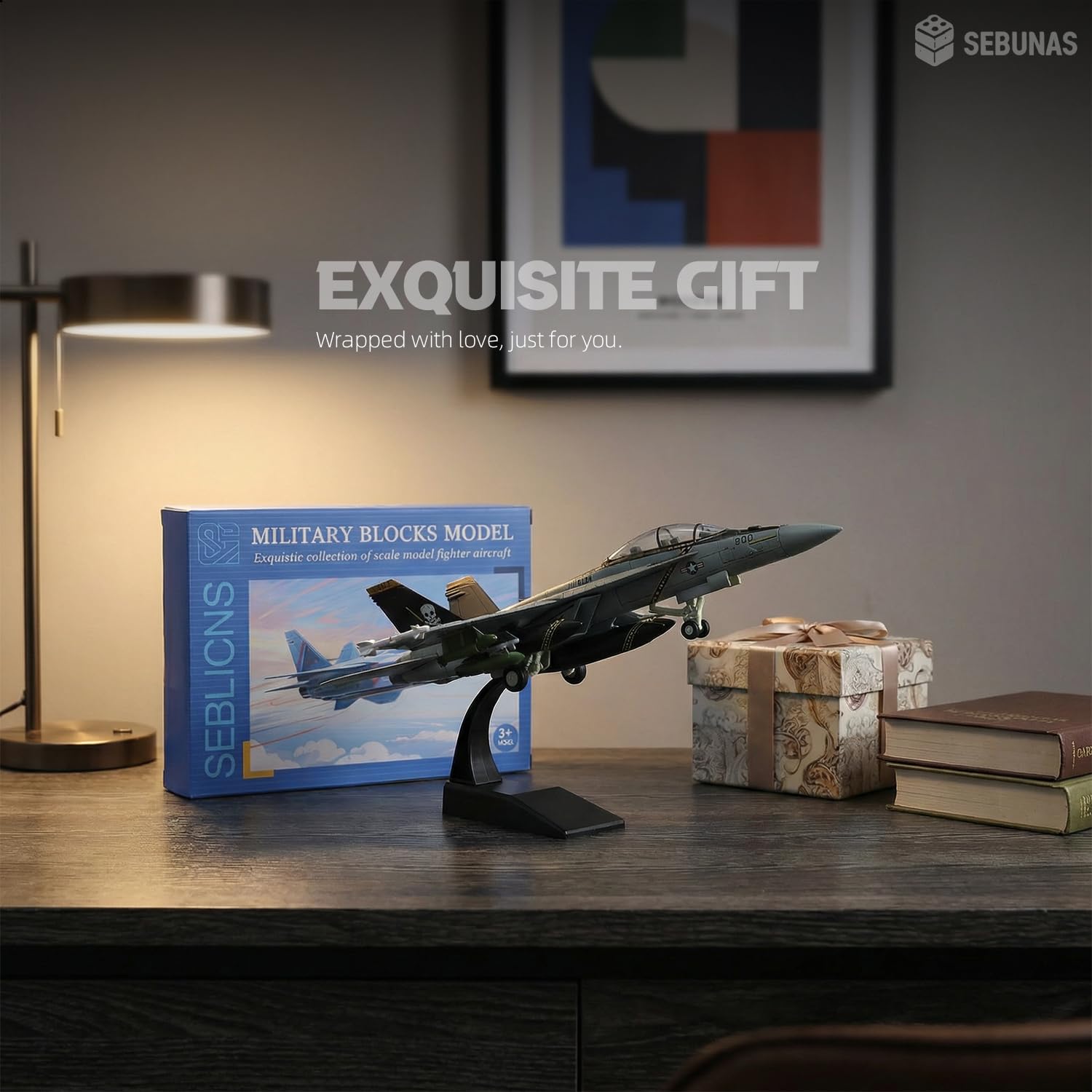 Kit di montaggio rapido in scala 1:72 F-18 Jolly Rogers Fighter Jet, in plastica, divertente giocattolo di montaggio di aeroplani, con supporto, regalo per bambini, adatto per regali di Natale