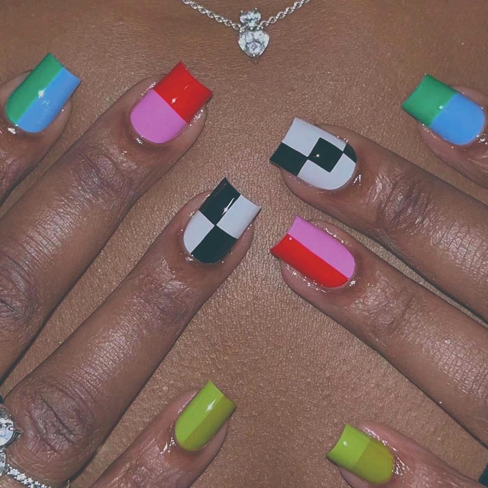 MISUD Press on Nails Short Square Fake Nails Glossy Glue on Nails Colorful Plaid Acrylic Nails Squoval Artificial Nails Rainbow Mosaic Squares Stick on False Nails with Design 24 pcs