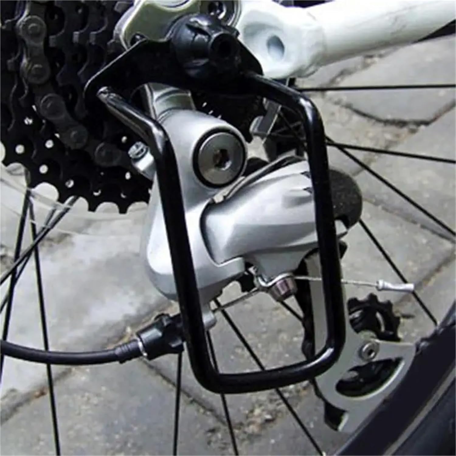 Rear Derailleur Protectors Adjustable Steel Black Bicycle Mountain Bike Rear Gear Derailleur Chain Stay Guard Protector Outdoor Cycling Accessories
